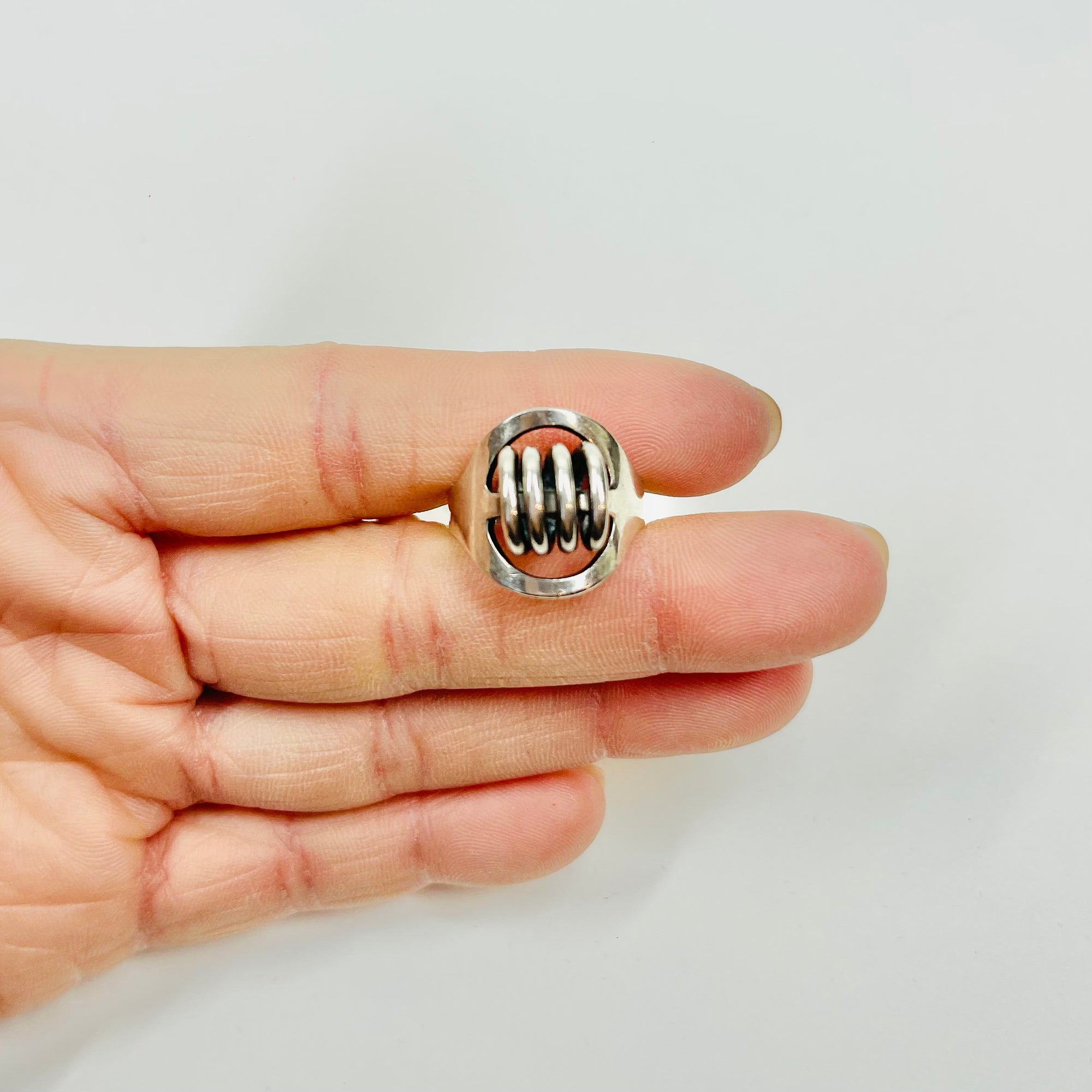 1960s FINNISH BRUTALIST SILVER RING