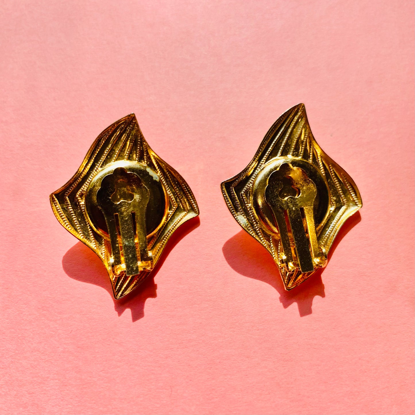1980s TRAPEZOID CLIP ON EARRINGS WITH SOLITAIRE DIAMANTE