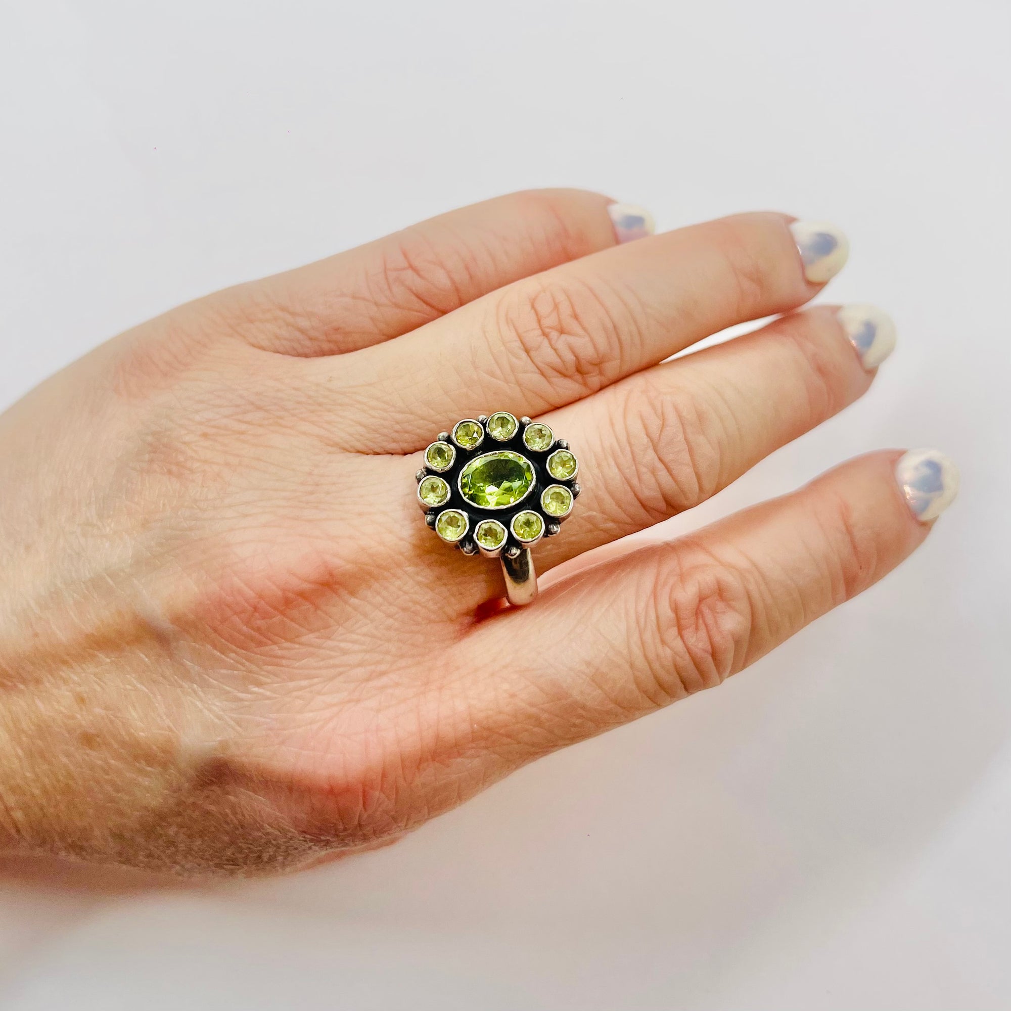 ANTIQUE SILVER PERIDOT HALO RING