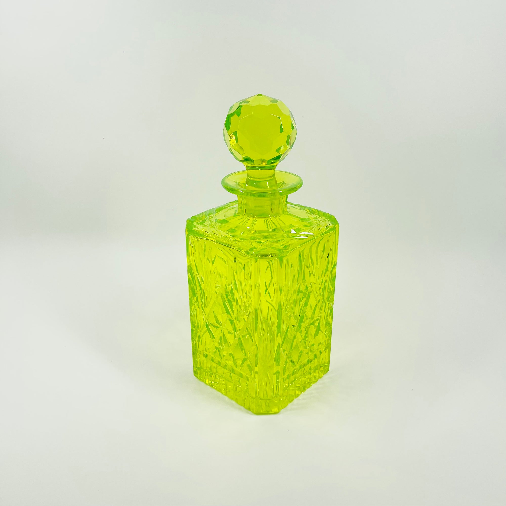 ANTIQUE URANIUM GLASS WHISKEY SET