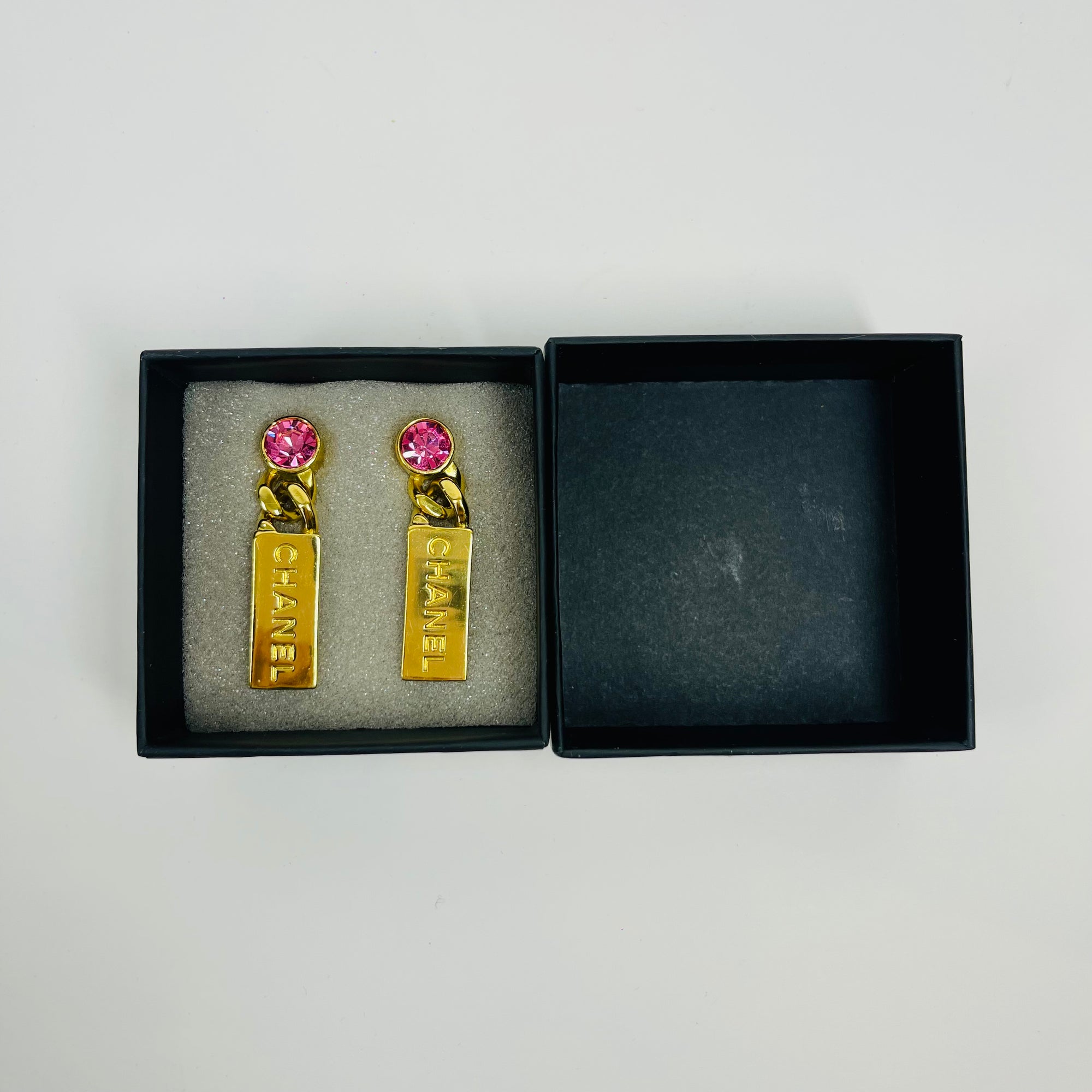 2021 CHANEL CC GOLD HARDWARE L21V-TAG PINK CRYSTAL DROP PIERCED EARRINGS