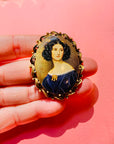 ANTIQUE PORTRAIT OF A LADY BROOCH