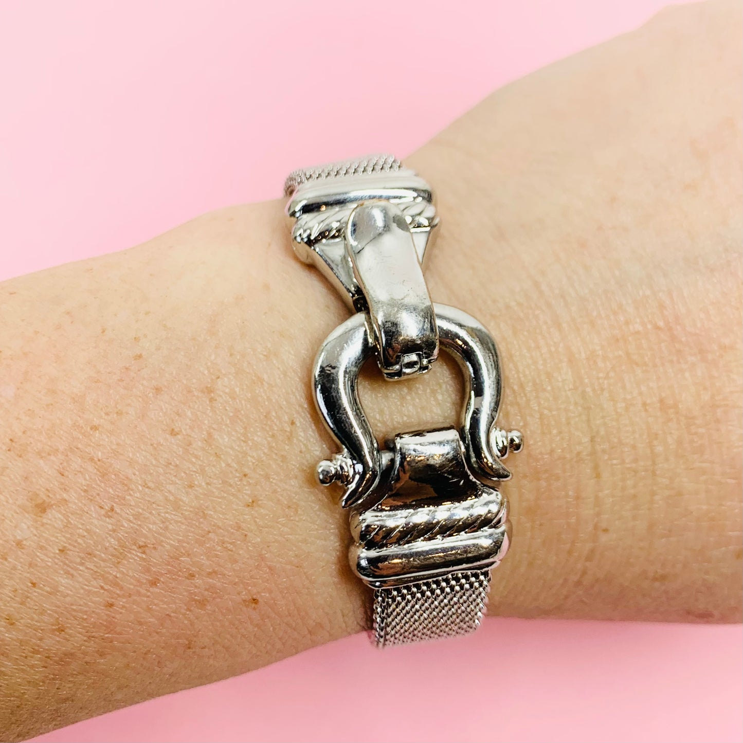 1980s silver plated mesh bracelet with buckle clasp