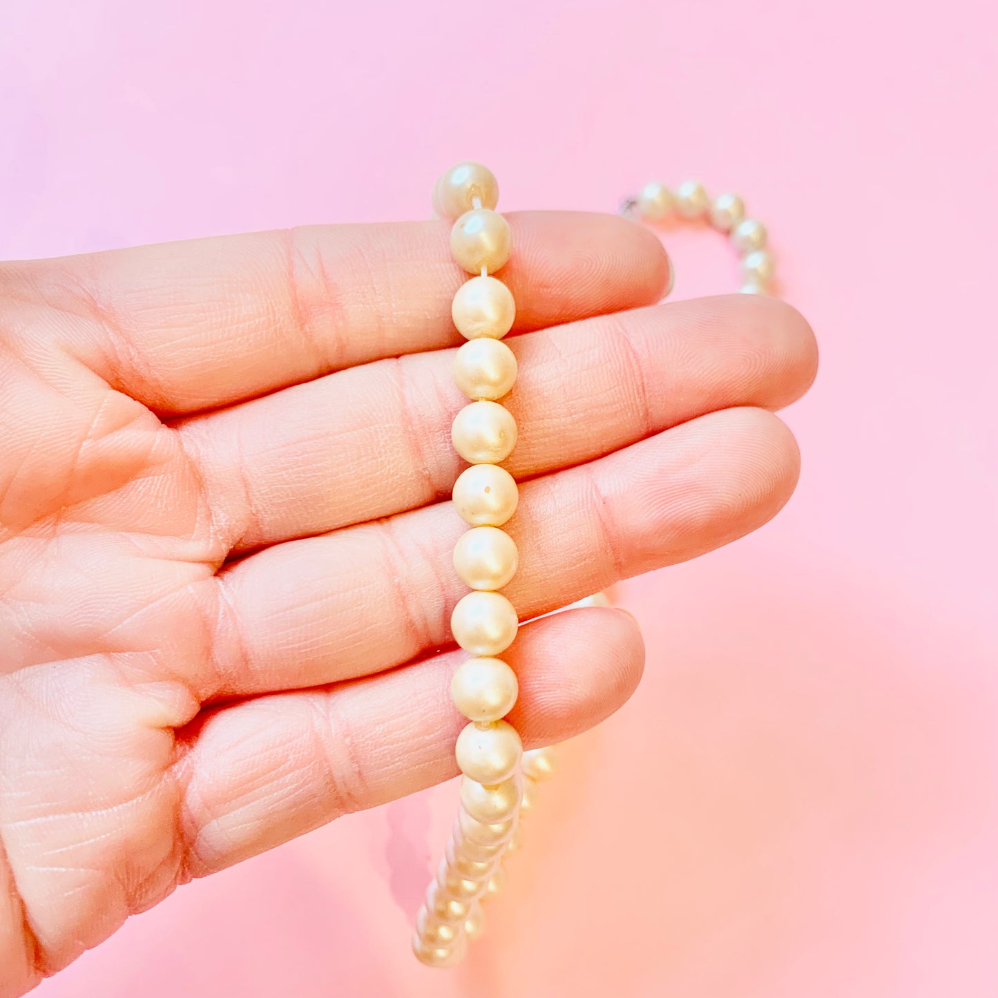 1950s single strand pearl necklace