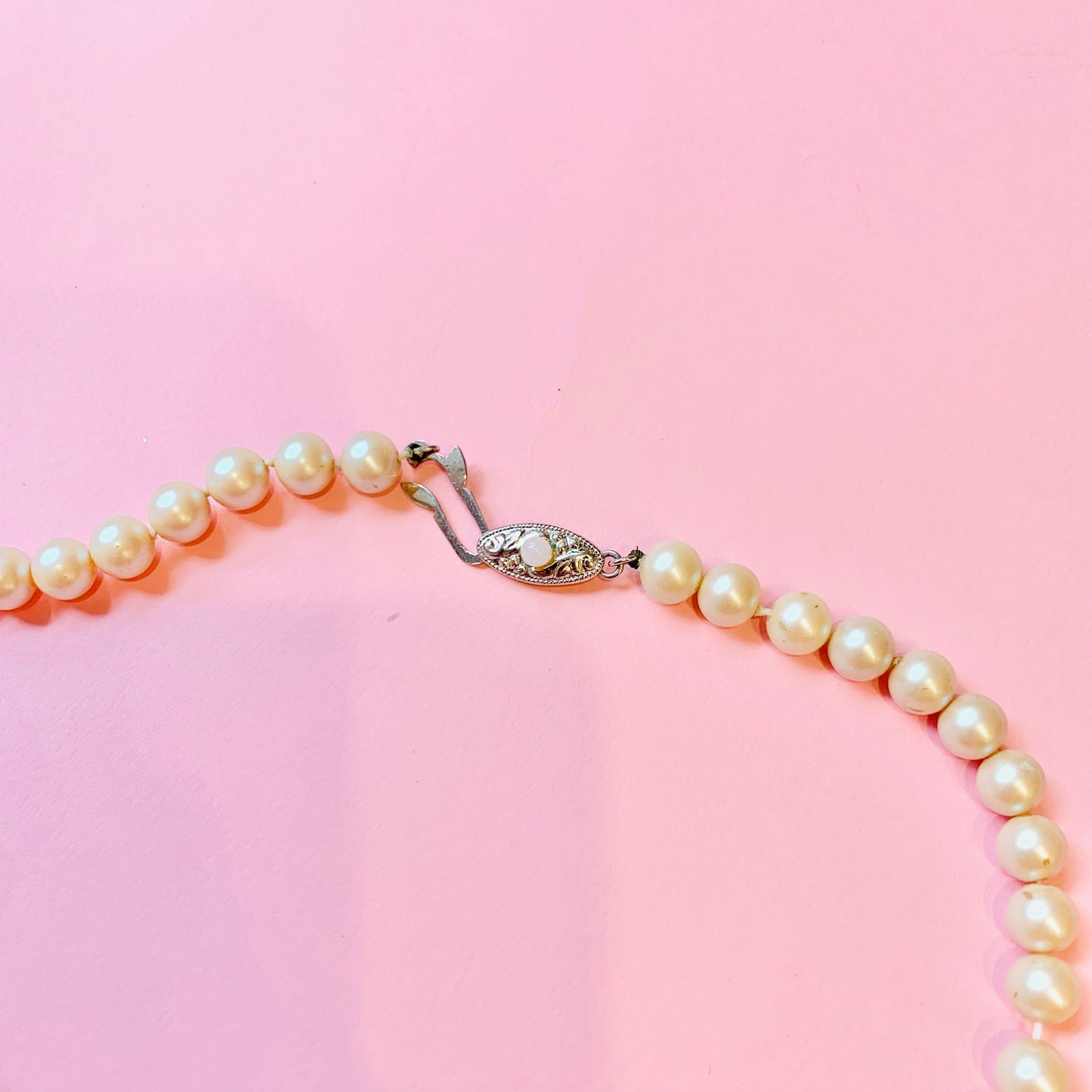 1950s single strand pearl necklace