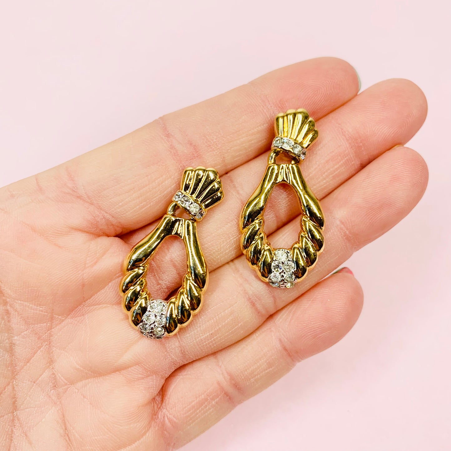 FAN DROP EARRINGS