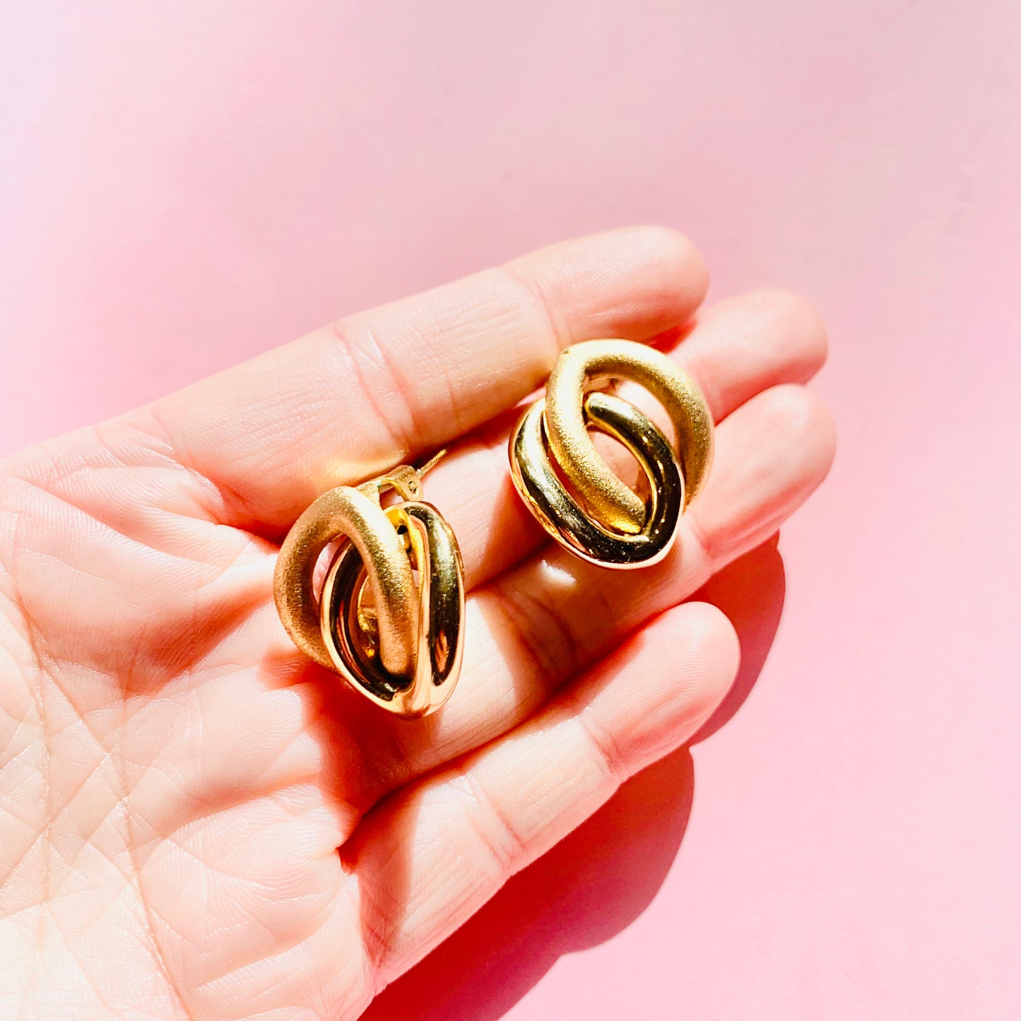 Rare 1960s French triple gold plated half matte rope knot clip on earrings