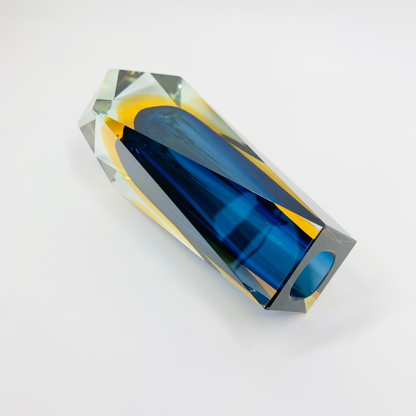 COBALT BLUE FACETED MANDRUZZATO VASE