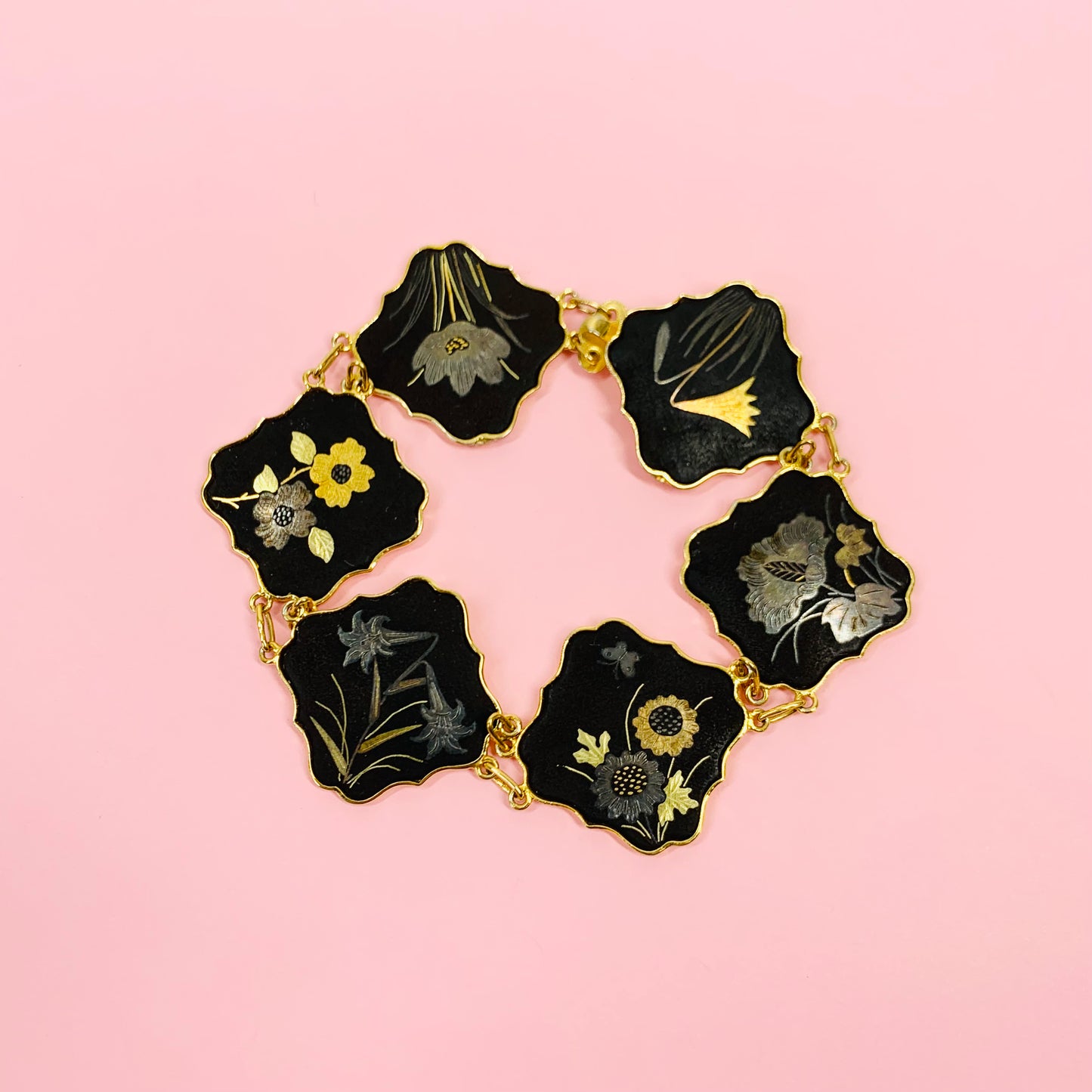 1950s Japanese Demascene gold plated filigree hand etched black enamel bracelet with floral motif