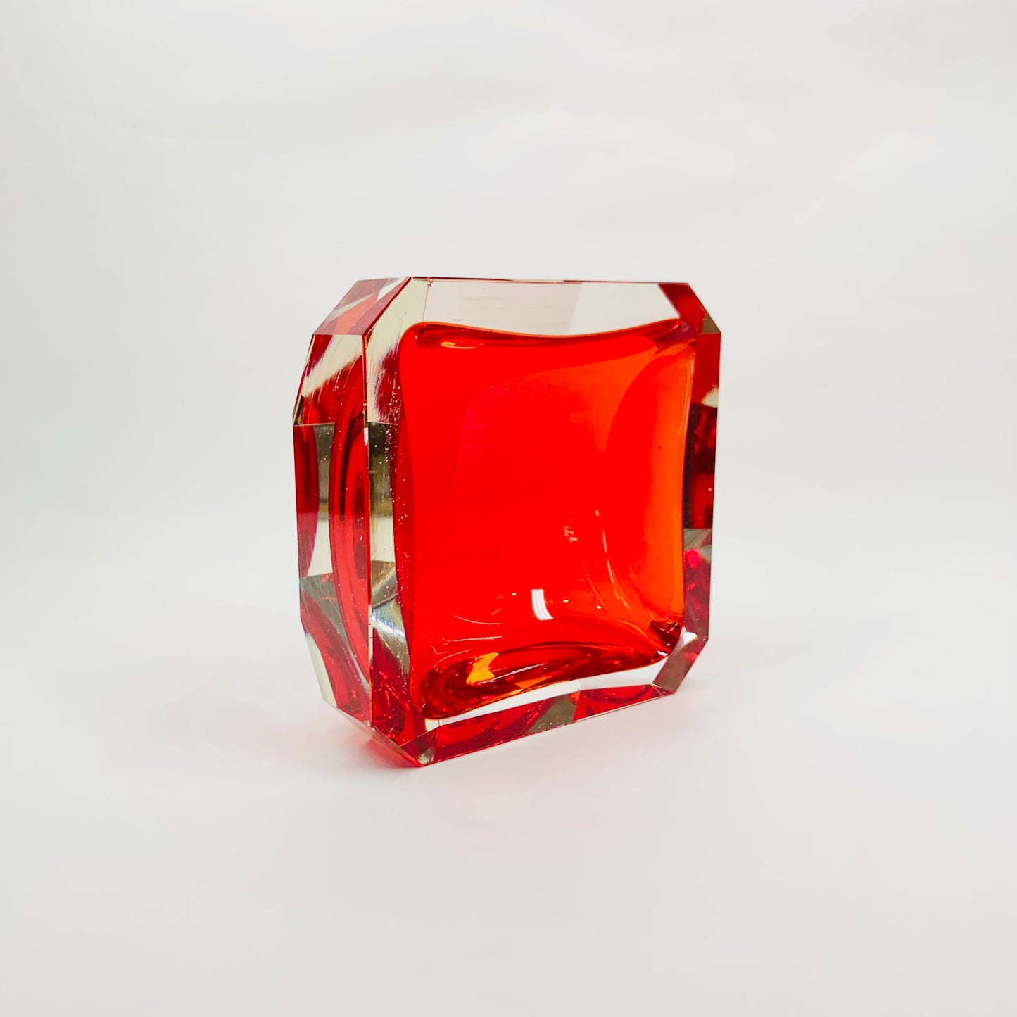 FACETED SQUARE MANDRUZZATO BOWL