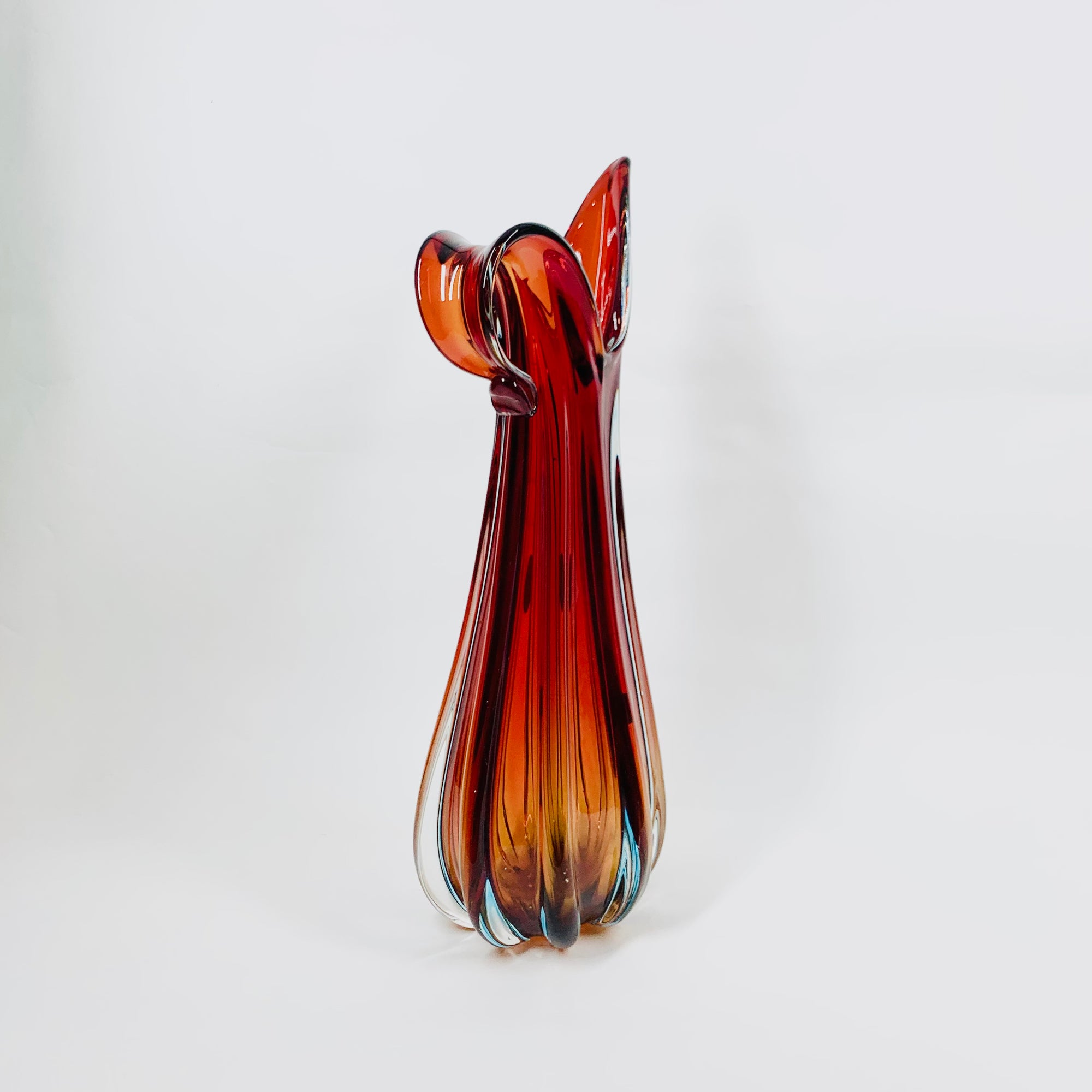 RED MURANO BULBOUS VASE