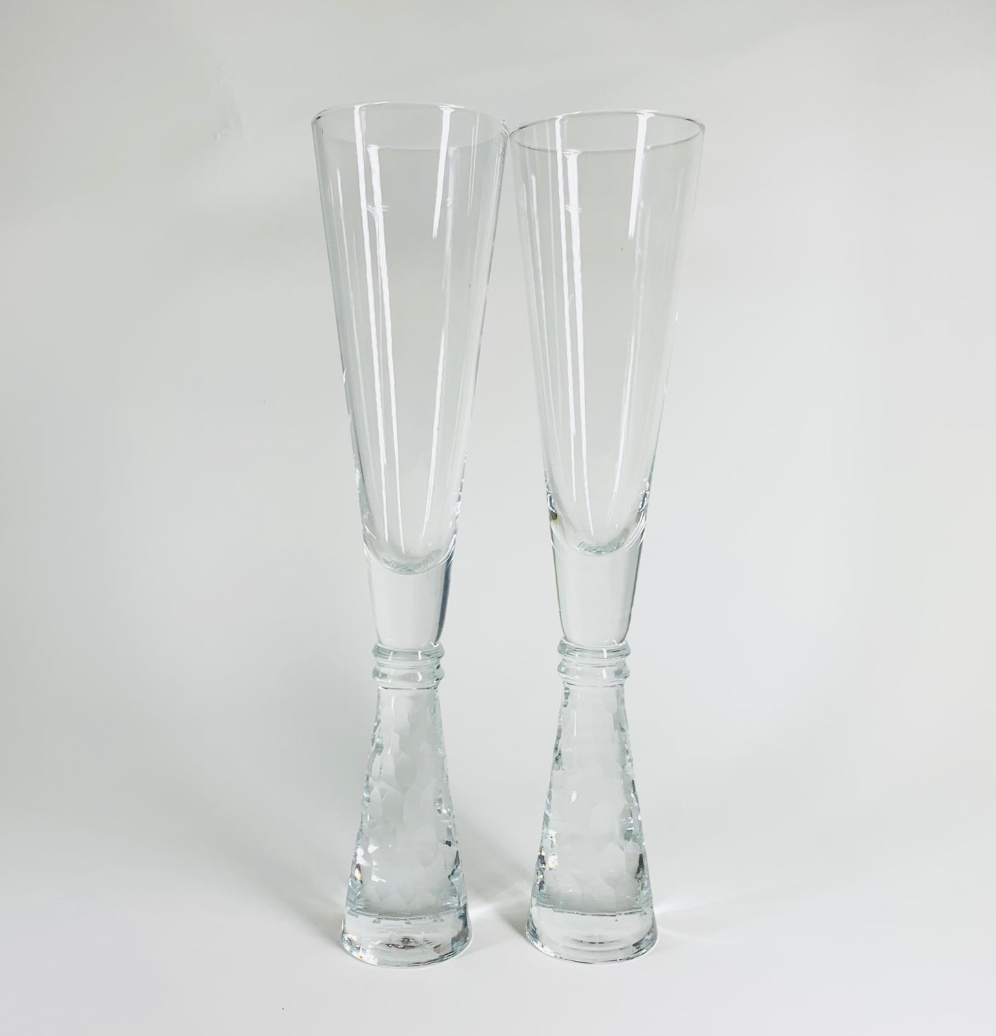 Vintage paperweight faceted stem glass champagne flutes