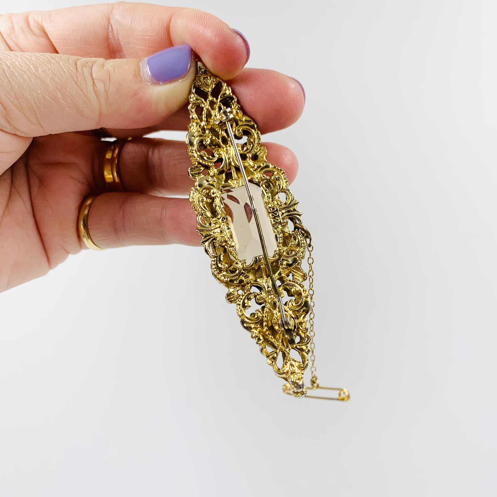 60s ELIZABETH REIMER ENAMEL BROOCH
