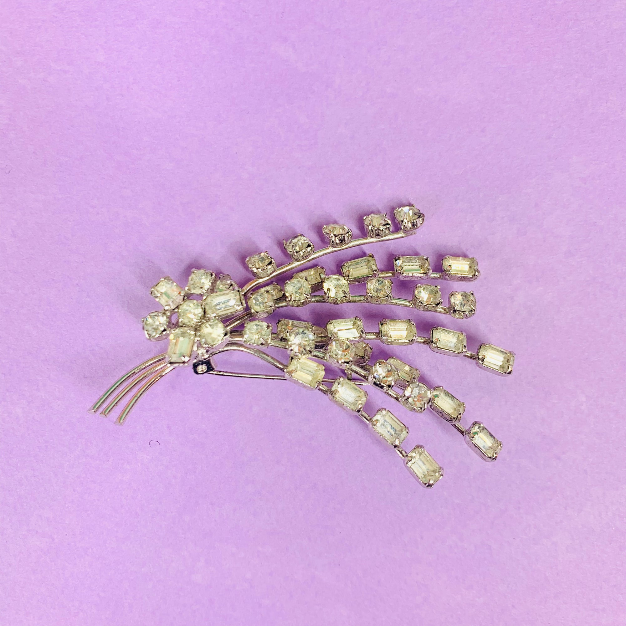 Extremely rare stunning 1940s costume floral brooch with clear rhinestones