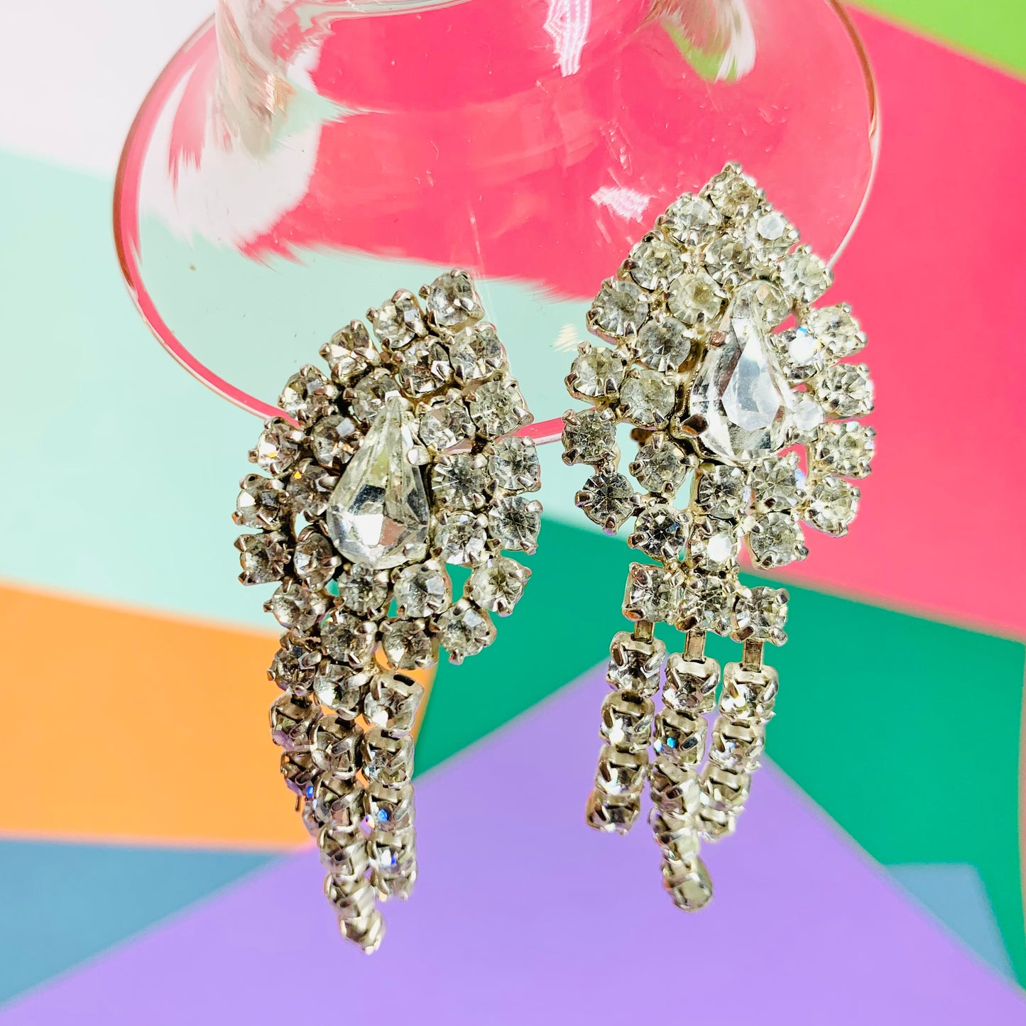 Stunning 1950s statement crystals drop clip on earrings with garnet