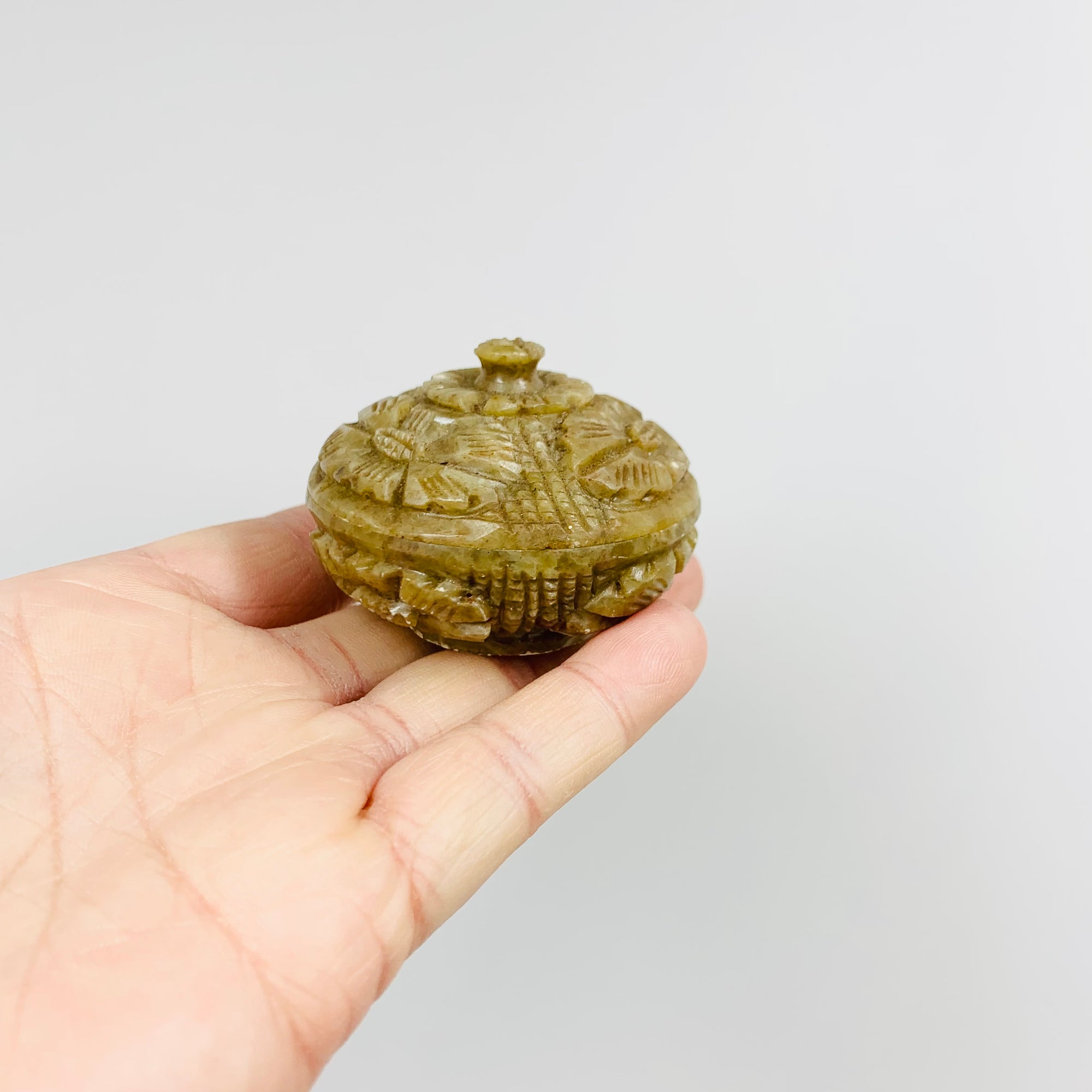 Antique Chinese hand carved soapstone snuff box