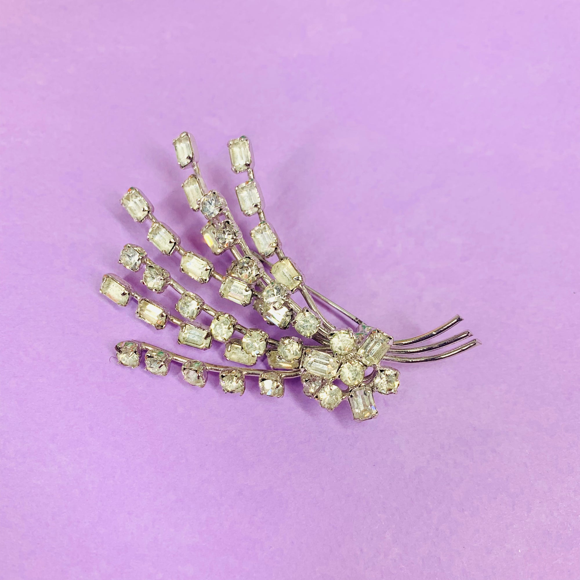 Extremely rare stunning 1940s costume floral brooch with clear rhinestones