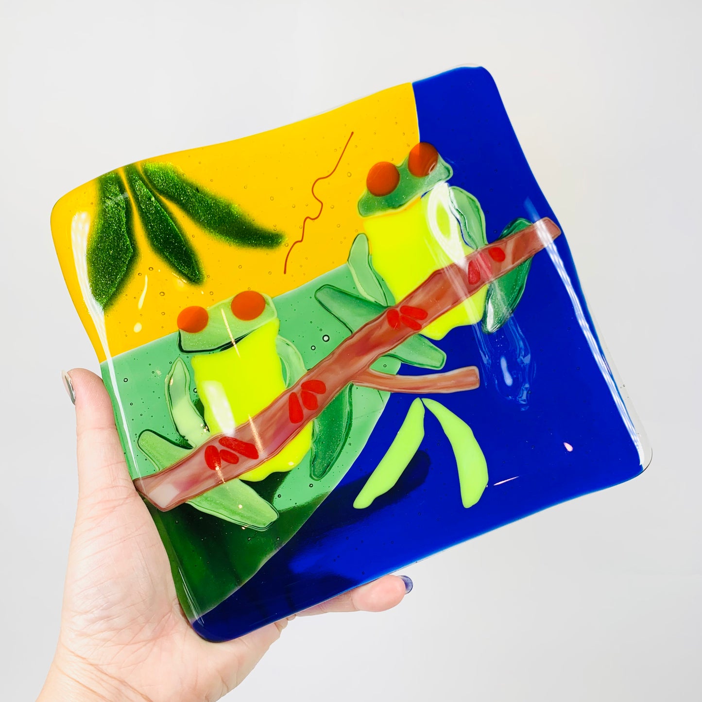 80s hand made frog scene art glass plate