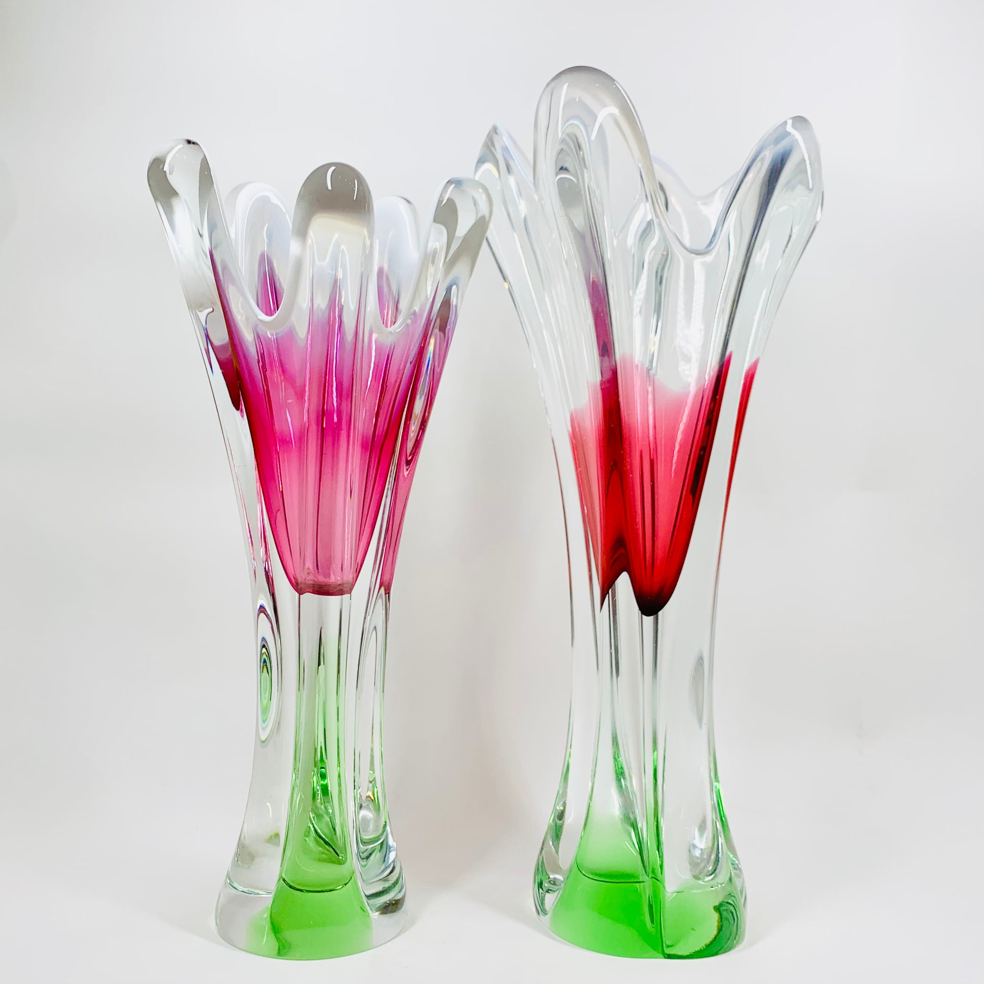 Rare Midcentury large Czech Skrdlovice swung pink green white sommerso glass vase