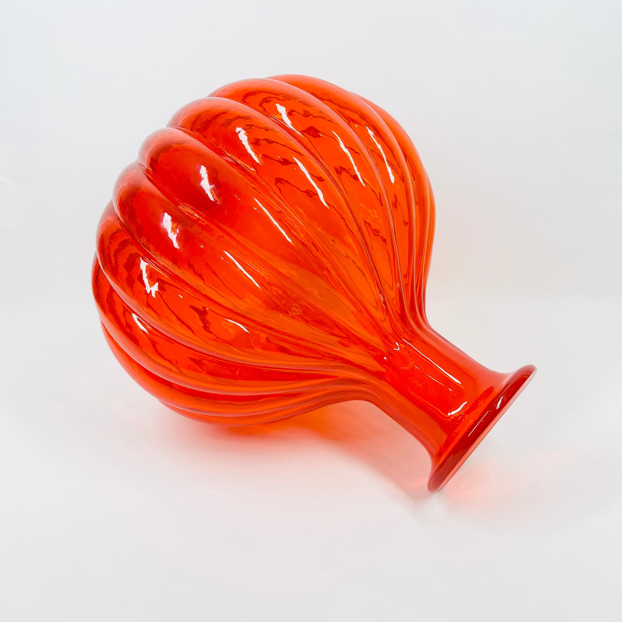1970s ITALIAN EMPOLI ORANGE RIBBED GLASS ROUND BOTTLE VASE