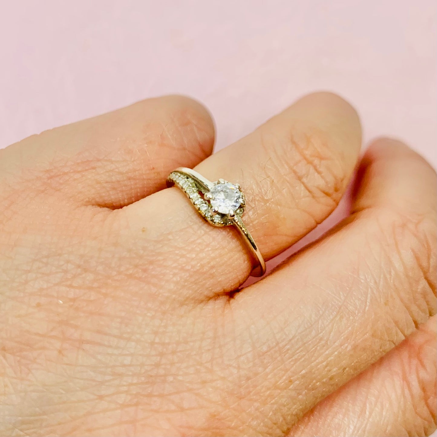 60s MODERNIST SILVER RING WITH WHITE SAPPHIRE PAVE