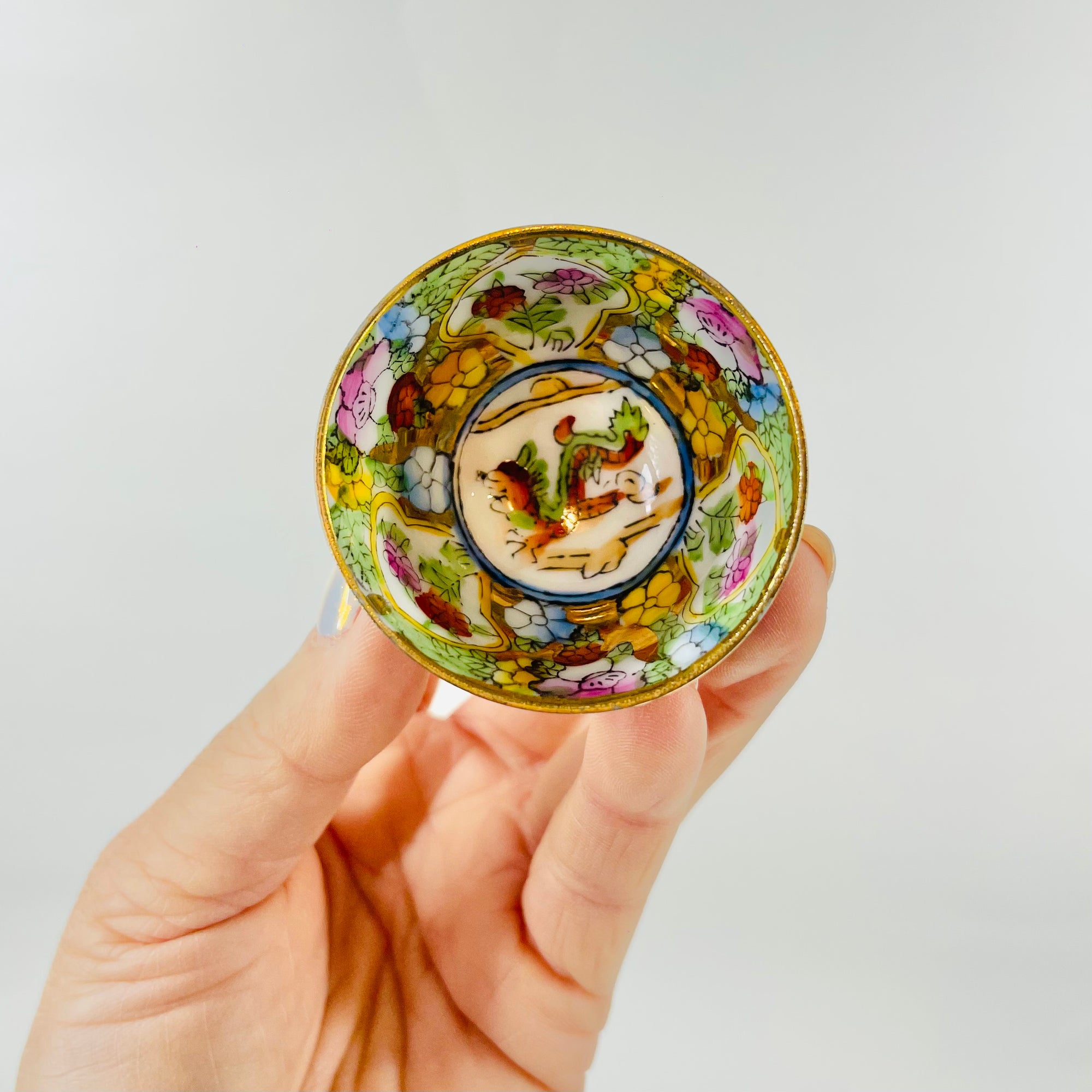 ANTIQUE CHINESE ZODIAC PORCELAIN MINI BOWL