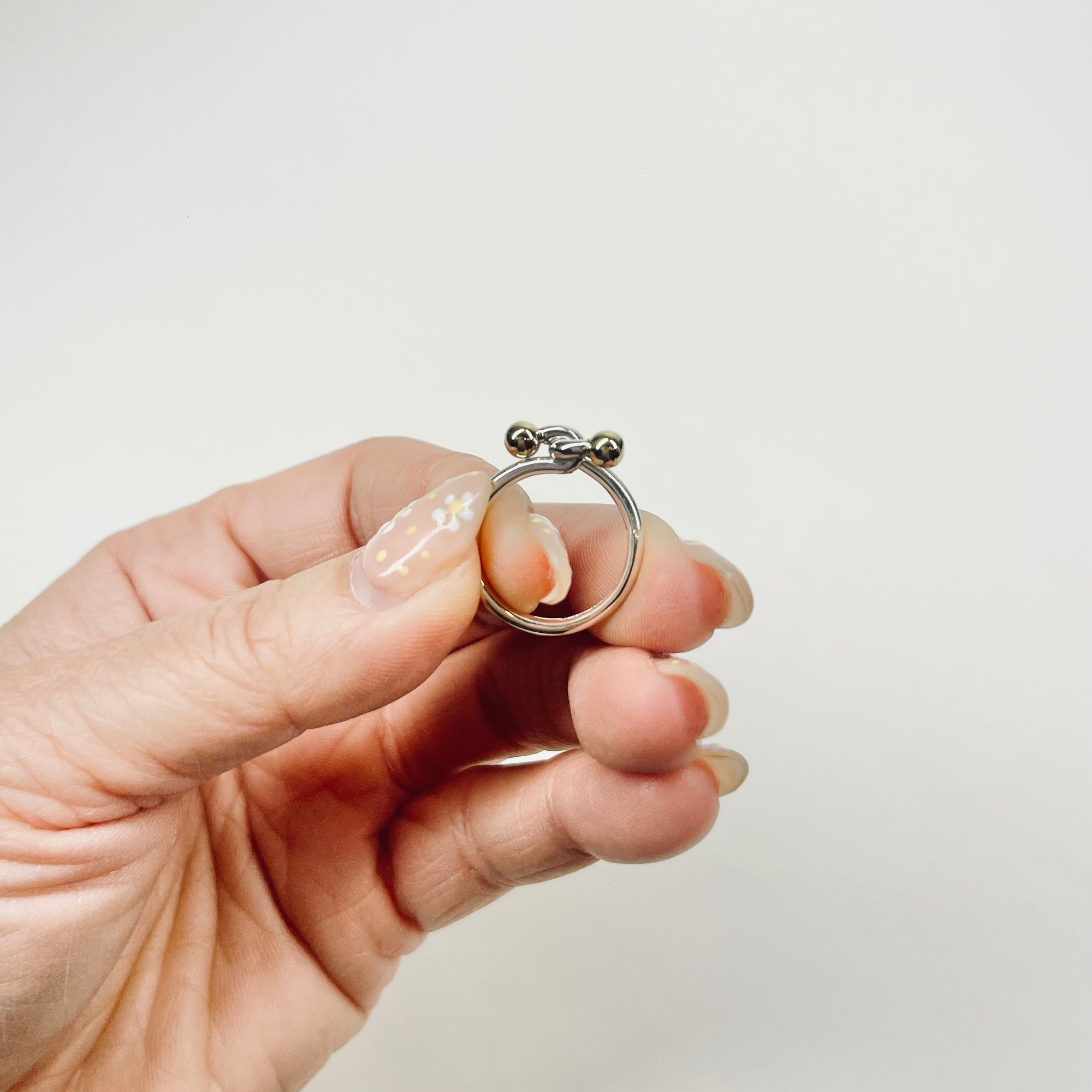 1990s VINTAGE TIFFANY &amp; CO SILVER GOLD HOOK EYE LOVE KNOT CIRCLE RING