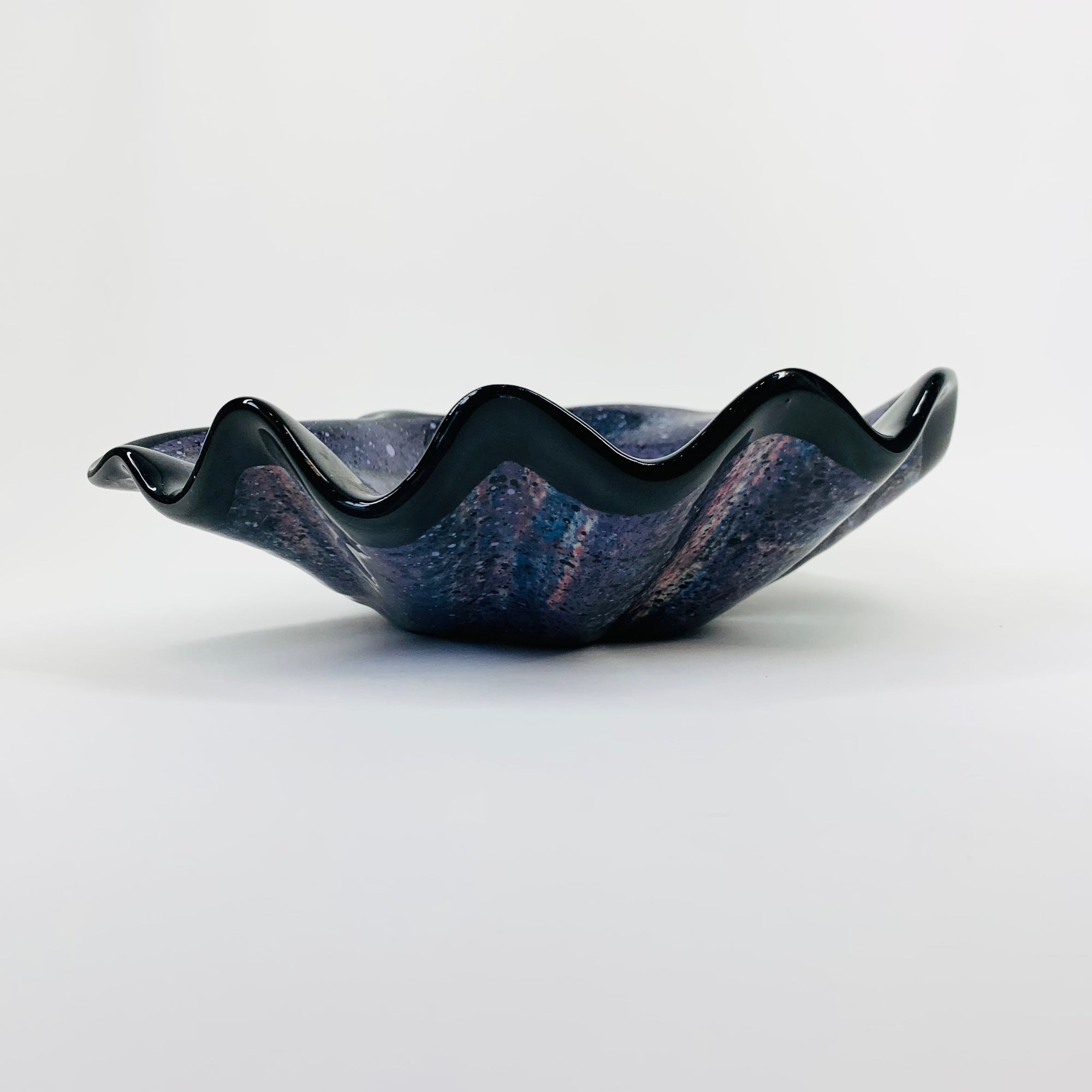 80s BLACK CONFETTI PORCELAIN SHELL BOWL