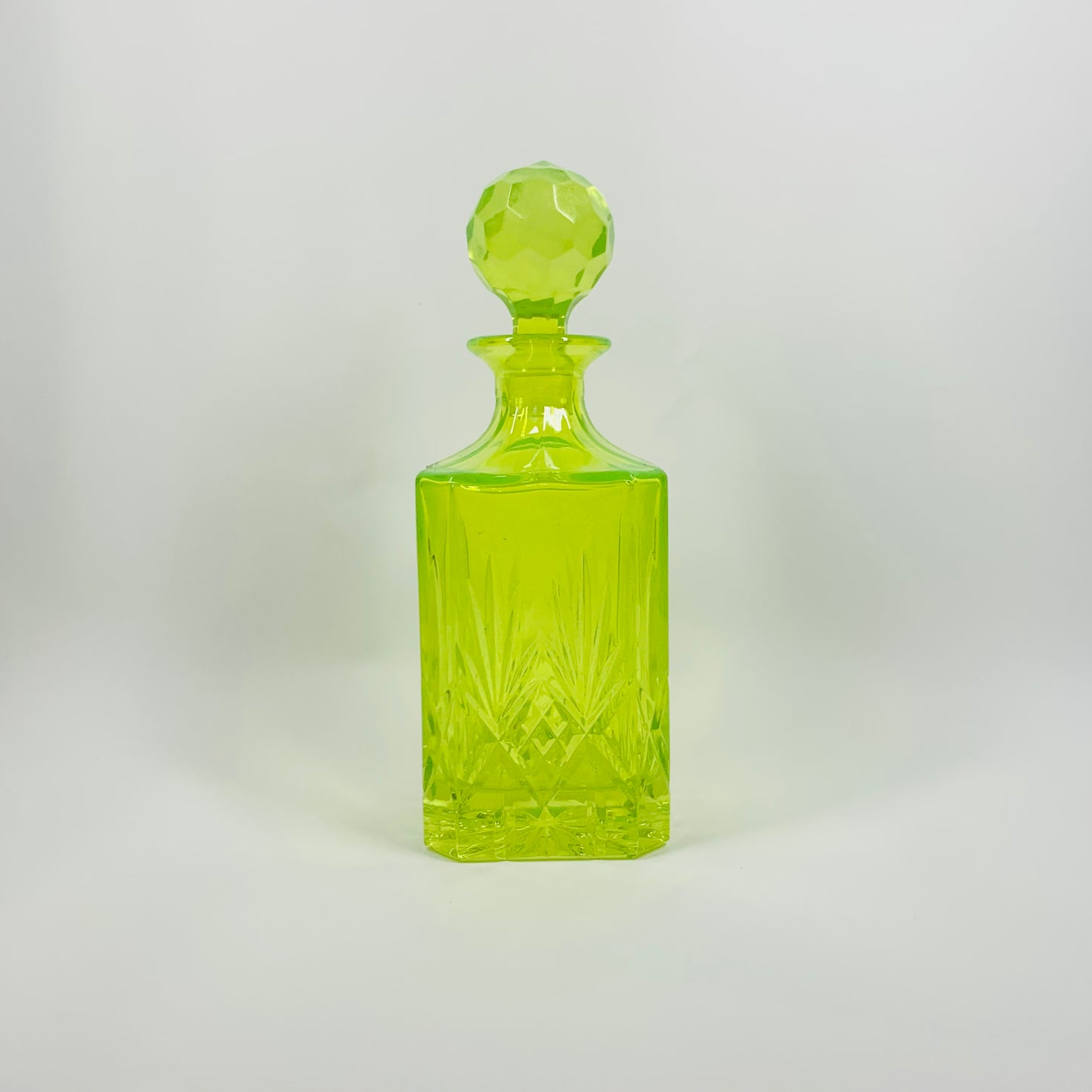 ANTIQUE URANIUM GLASS WHISKEY SET