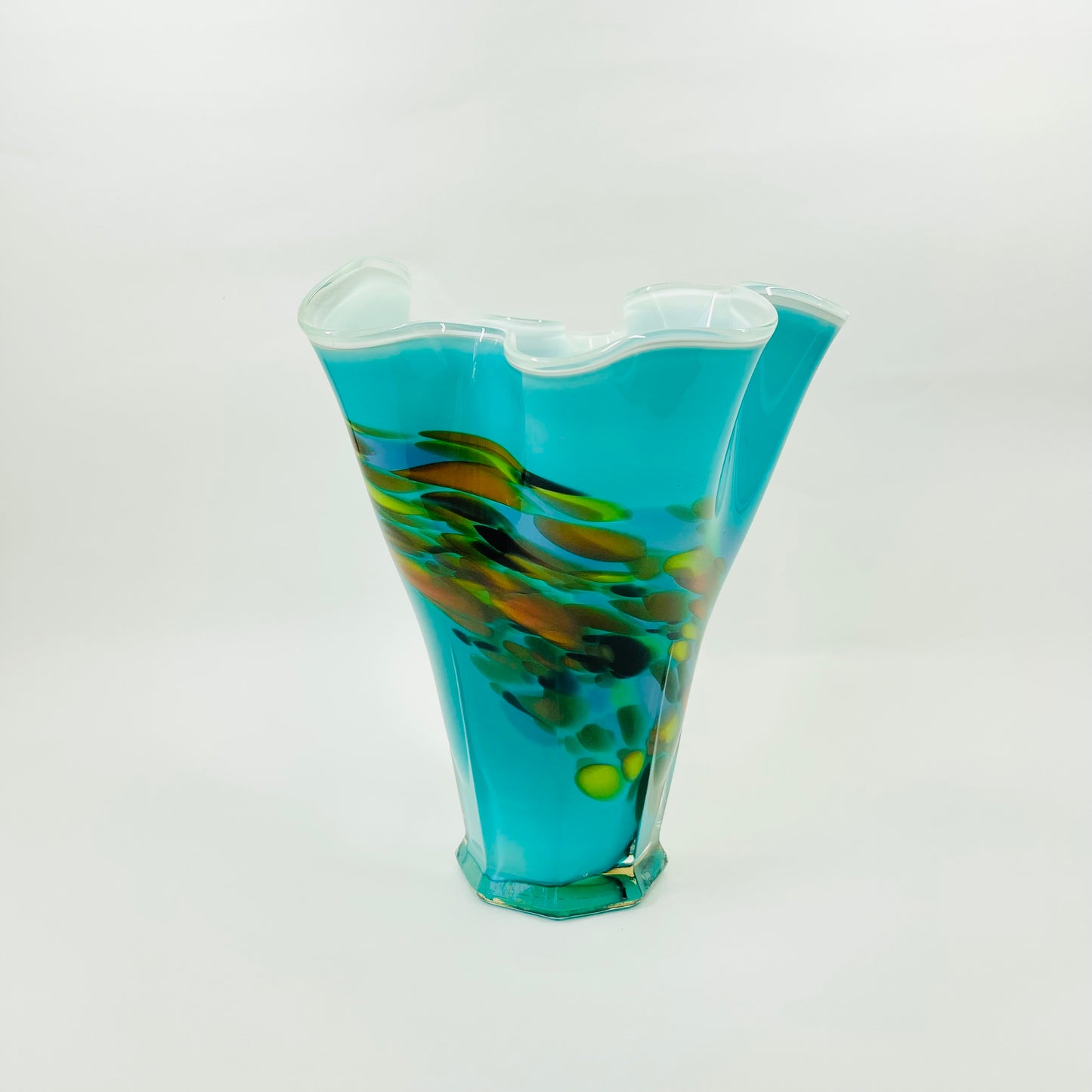 70s JAPANESE CASED TURQUOISE SPATTER GLASS HANDKERCHIEF VASE