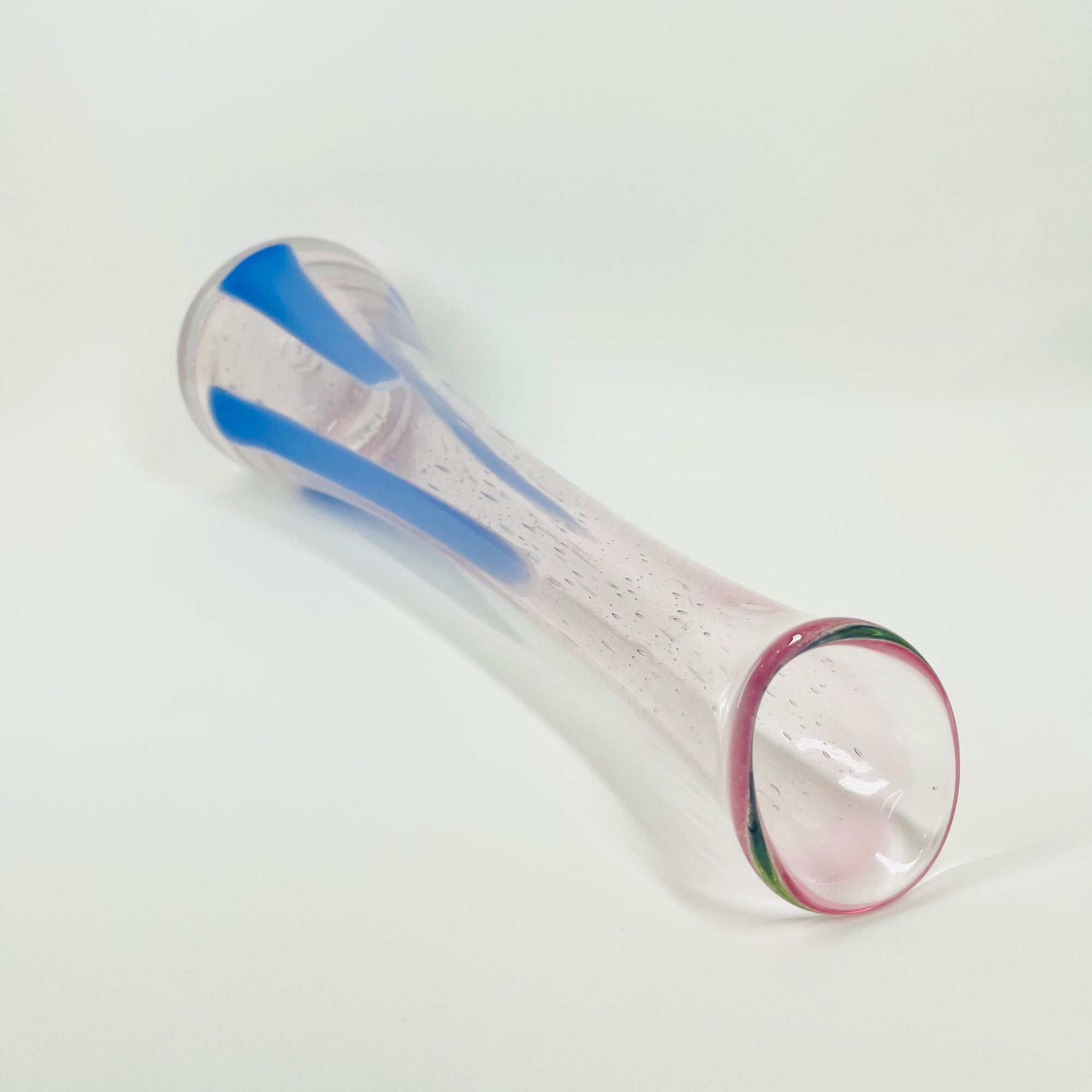 1980s AUSTRALIAN MOUTH BLOWN PINK BLUE ABSTRACT ART GLASS SWUNG VASE BY STEPHEN MORRIS