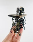 VINTAGE MINIATURE SEWING MACHINE & MANNEQUIN