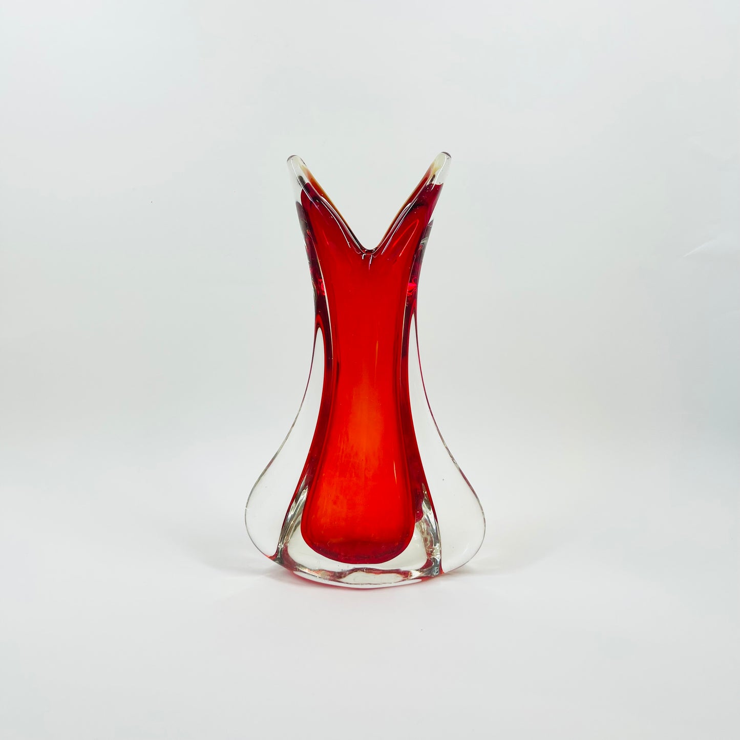 1950s RED MURANO FISHTAIL POSY VASE