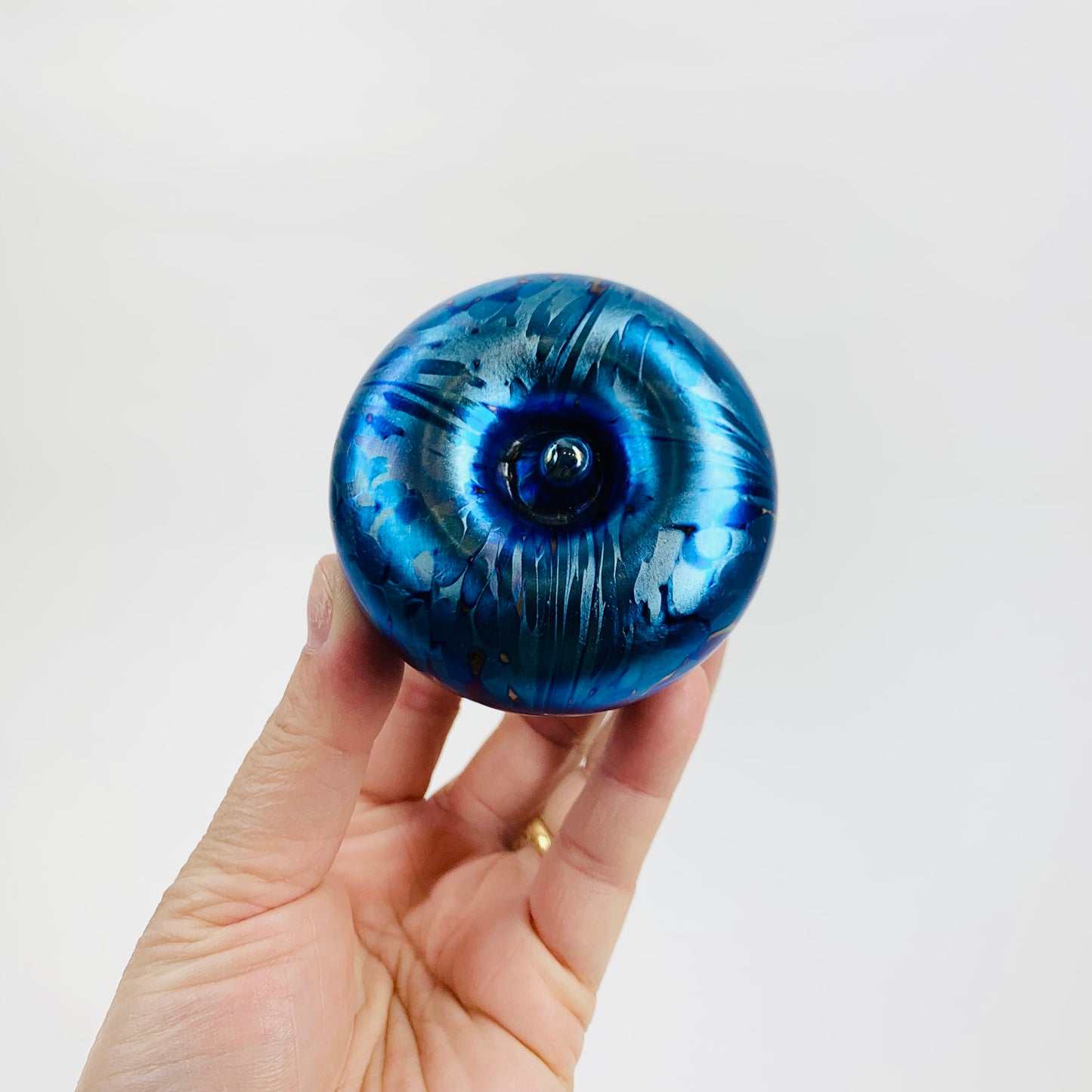 80s BLUE OILSLICK ART GLASS APPLE