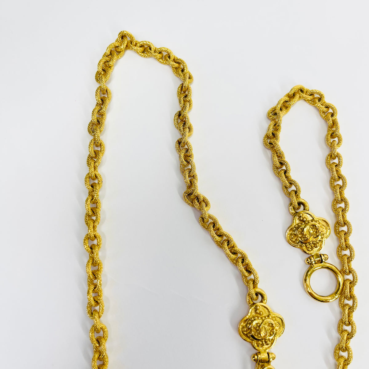 1995 CHANEL CC LOGO MUGHAL STYLE LAPIS AZULI MEDALLION PENDANT NECKLACE