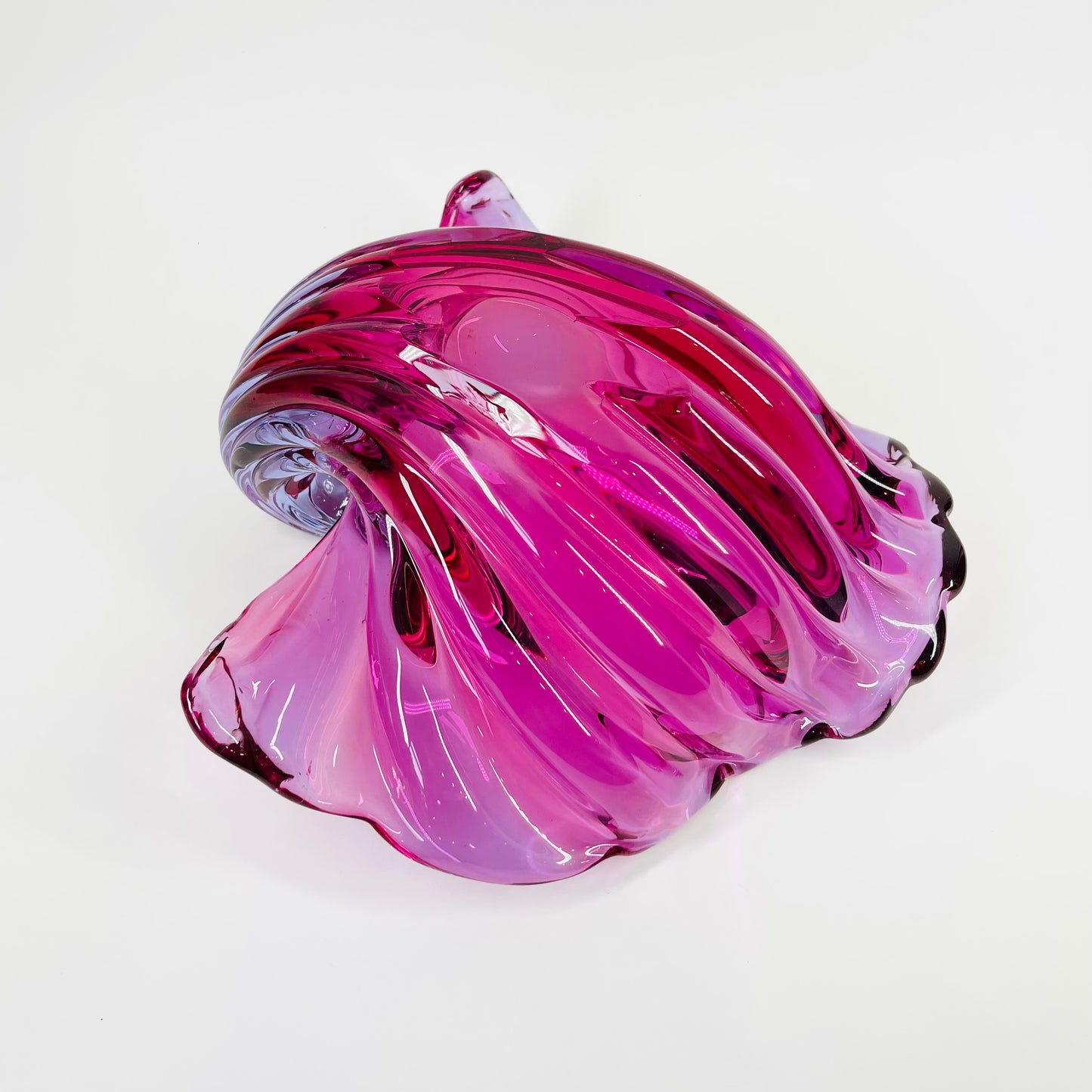 1950s PINK PURPLE MURANO NEODYMIUM GLASS SHELL BOWl