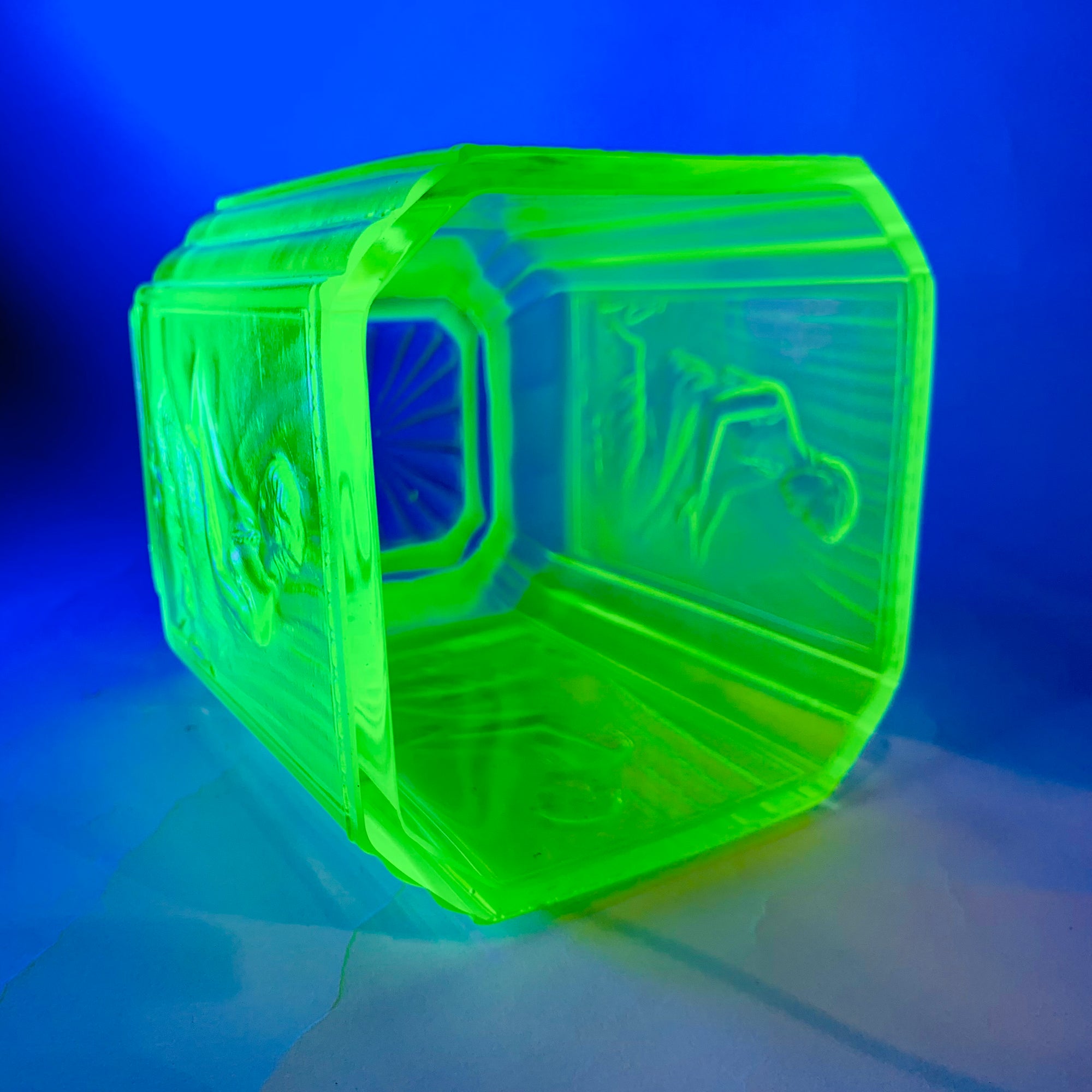 URANIUM GLASS VASE