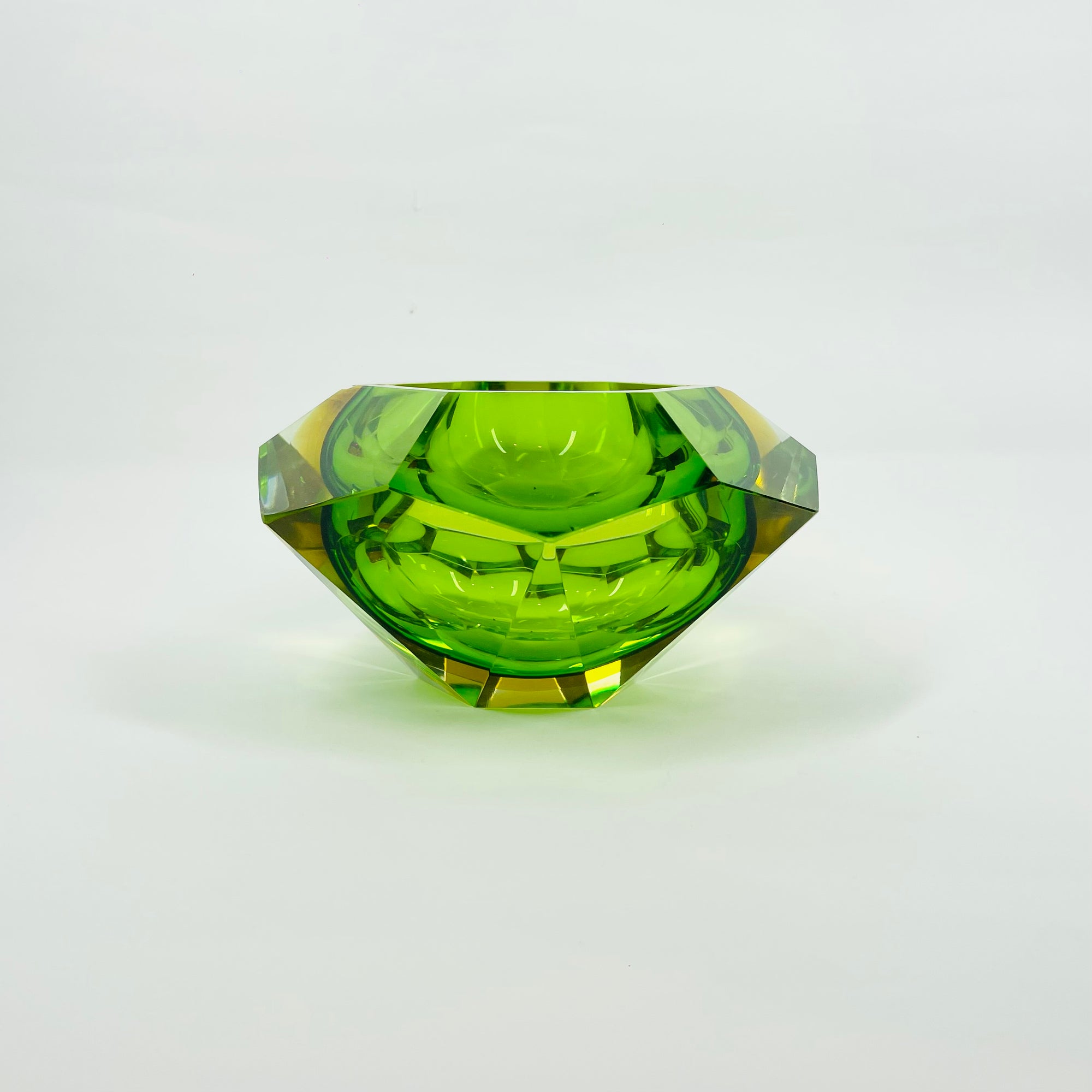 1950s GREEN YELLOW MURANO MANDRUZZATO SOMMERSO FACETED GLASS BOWL/ASHTRAY