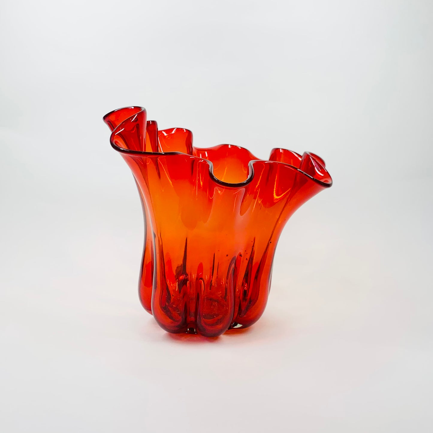 70s JAPANESE ORANGE RED OMBRE HANDKERCHIEF VASE