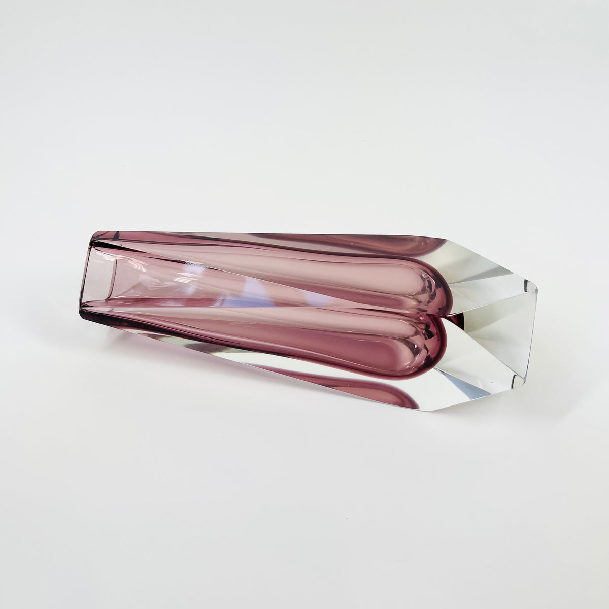1960s PINK AMETHYST MURANO SOMMERSO FACETED GLASS BLOCK VASE