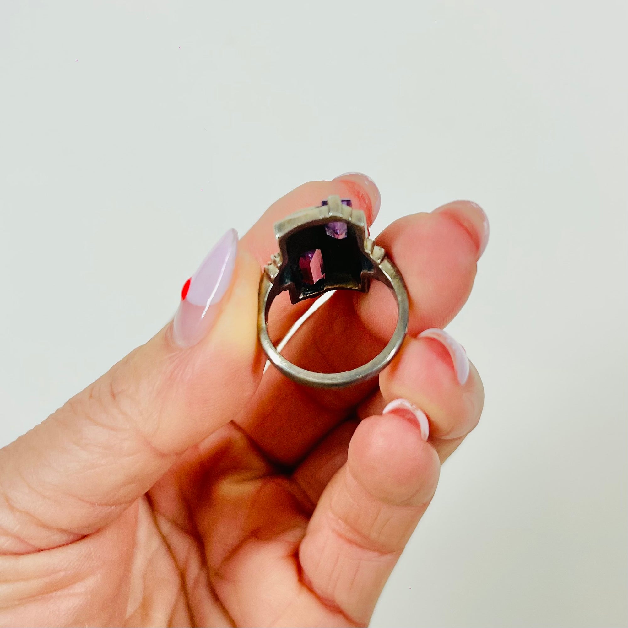 ANTIQUE ART DECO SILVER MARCASITE AMETHYST COCKTAIL RING