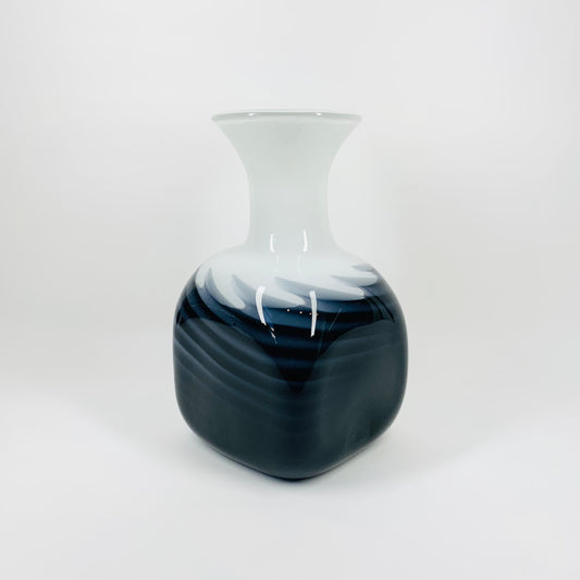 1960s ITALIAN EMPOLI CASED WHITE GLASS VASE WITH BLACK SWIRLS