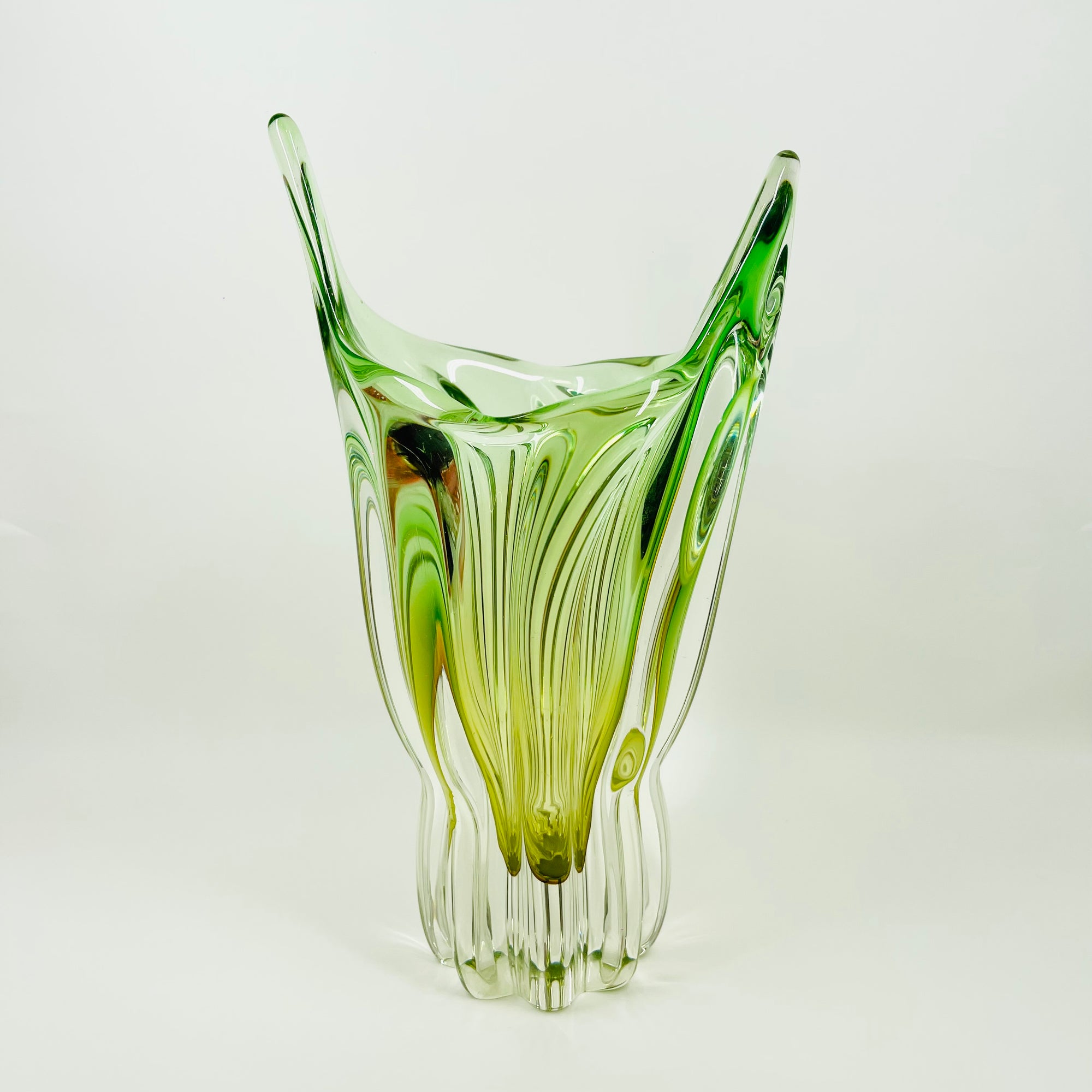 1970s JAPANESE LIME GREEN OMBRE SOMMERSO GLASS VASE