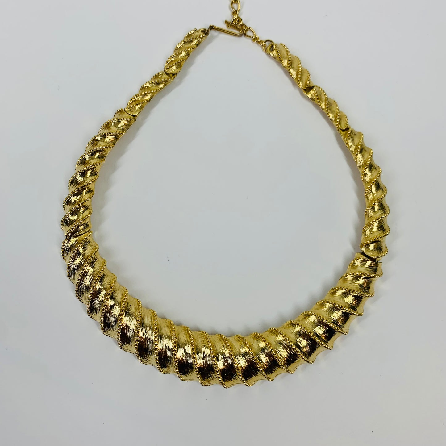 80s TEXTURED MATTE BRUTALIST BARCS NECKLACE SUITE