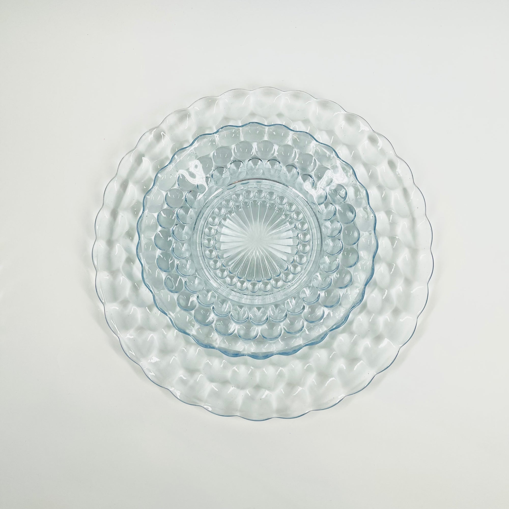 1950s ANCHOR HOCKING BLUE BUBBLE GLASS PLATE/BOWL