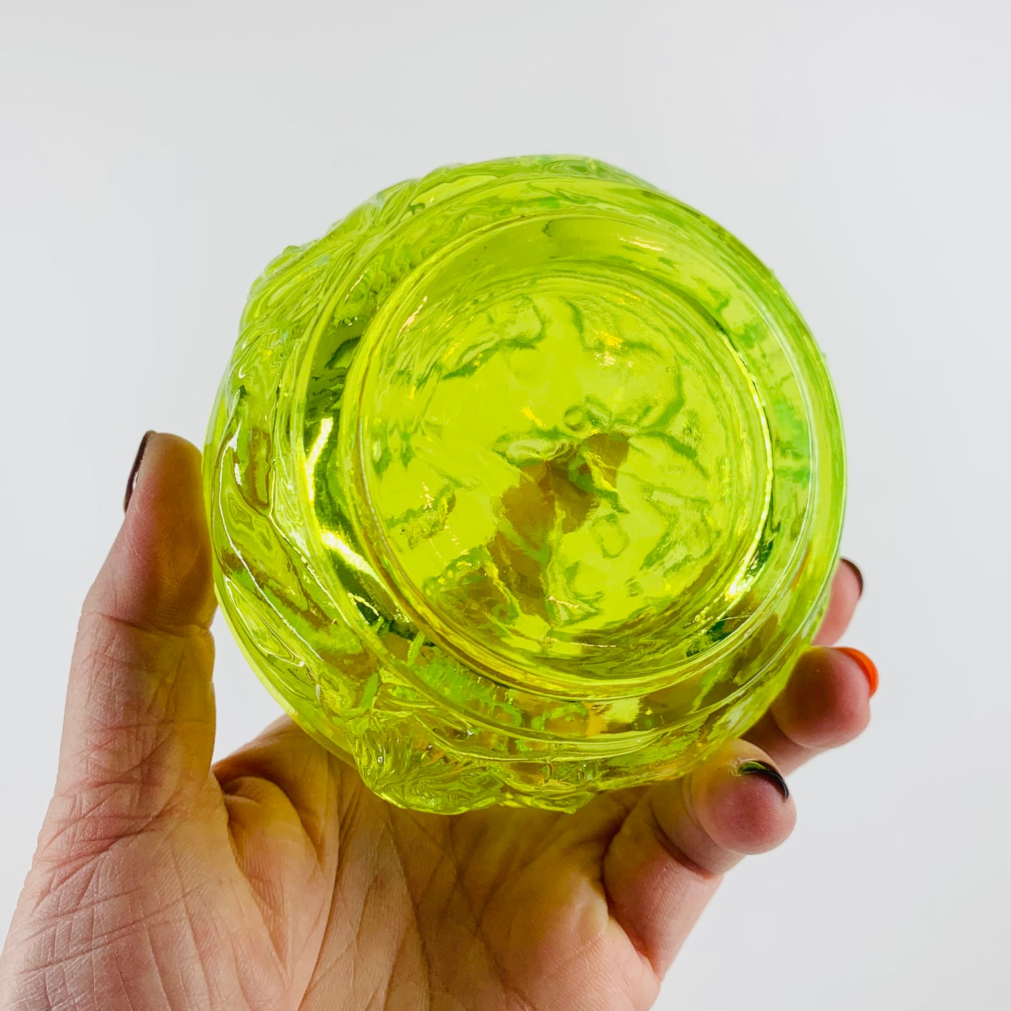 URANIUM GLASS BACCANTES NUDE BOX