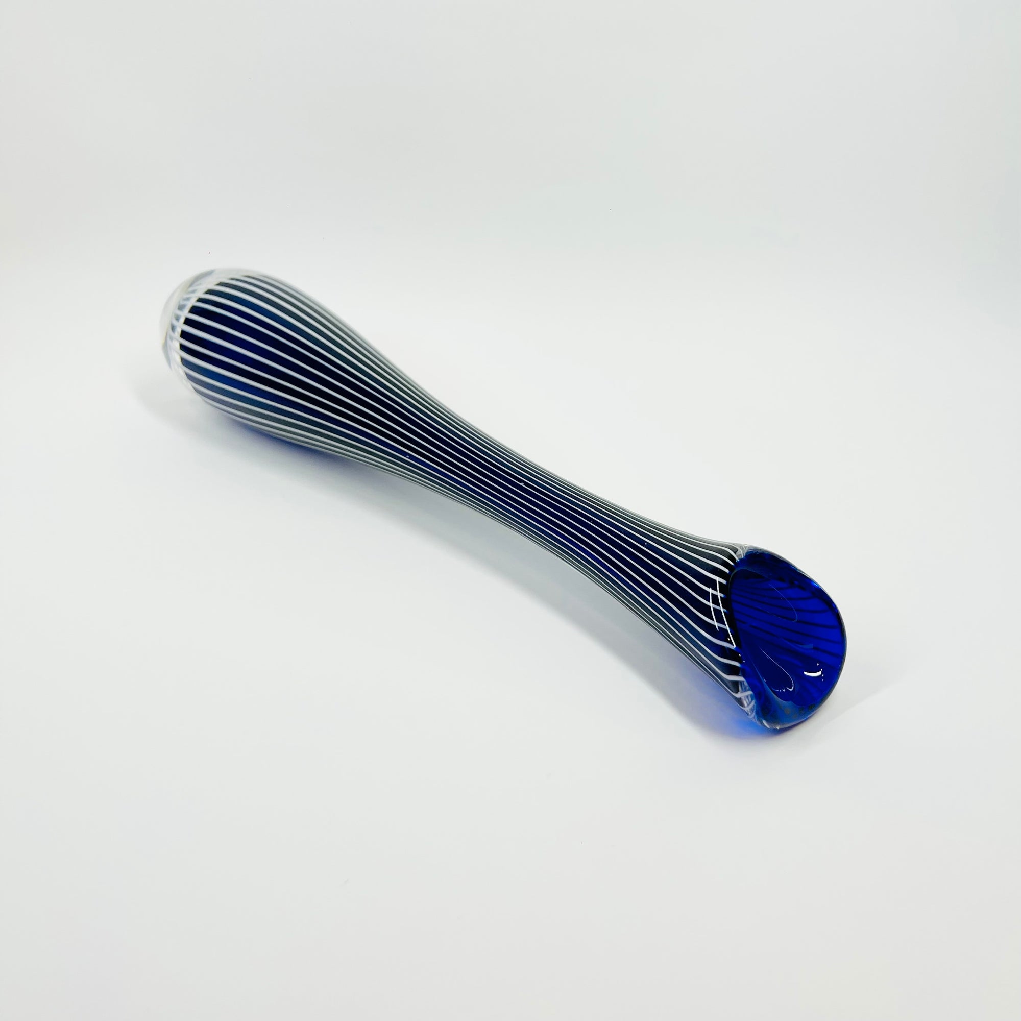 1960s ZEBRA SOMMERSO GLASS VASE BY VICKE LINDSTRAND FOR KOSTA BODA