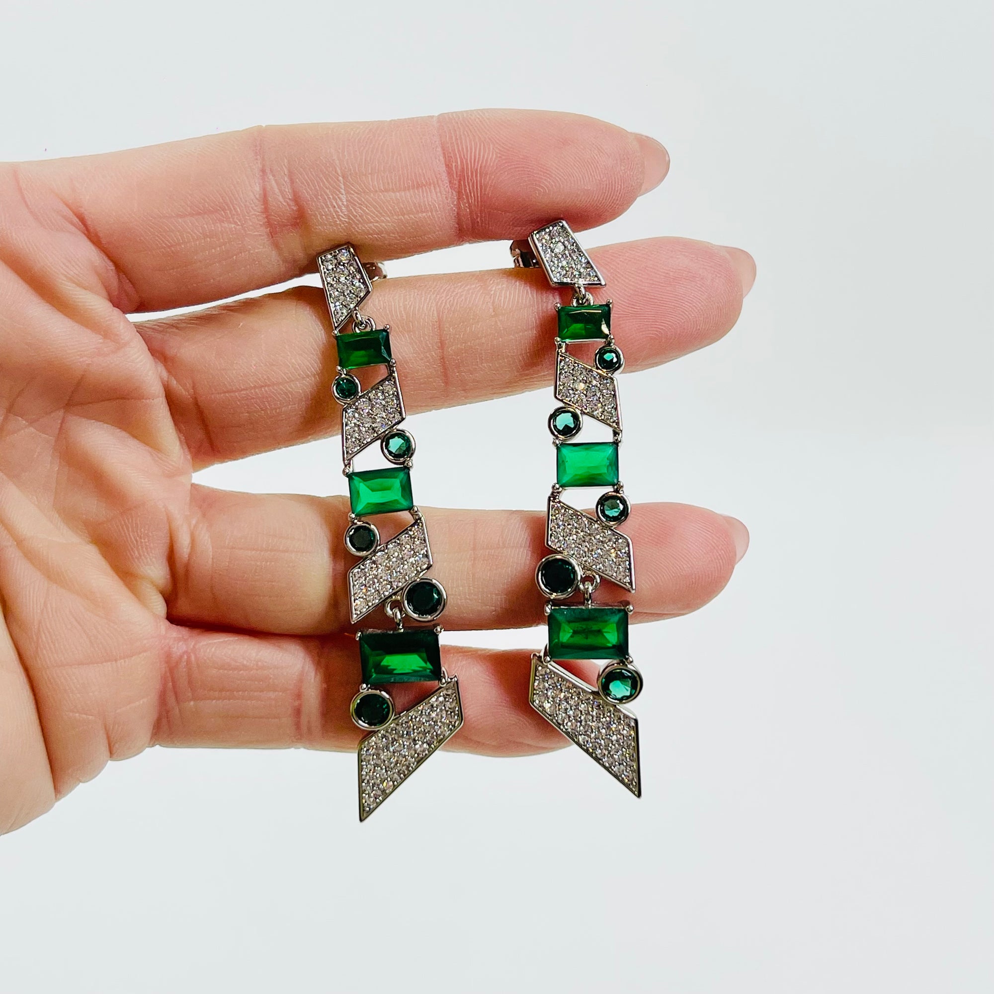 VINTAGE ART DECO STYLE GP COSTUME GREEN DIAMONTE DROP PIERCED EARRINGS