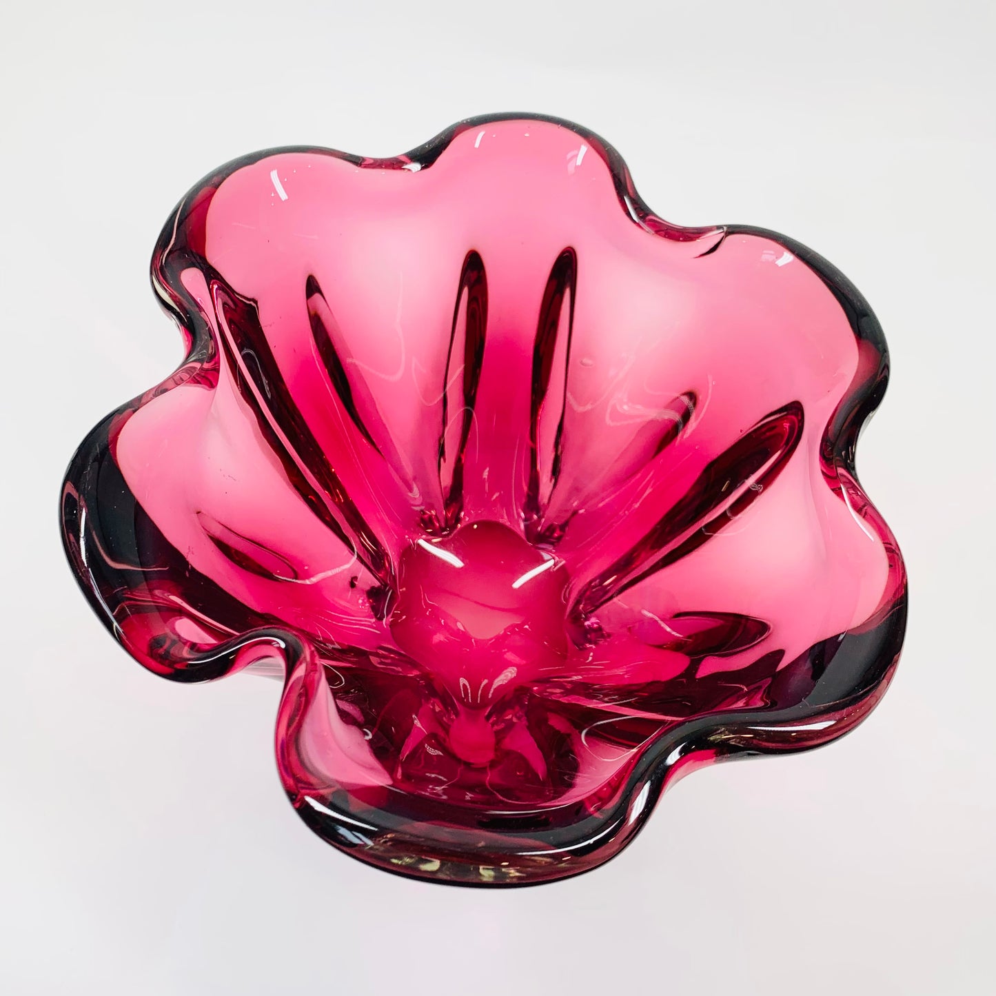 MCM MURANO PINK HANDKERCHIEF GLASS VASE