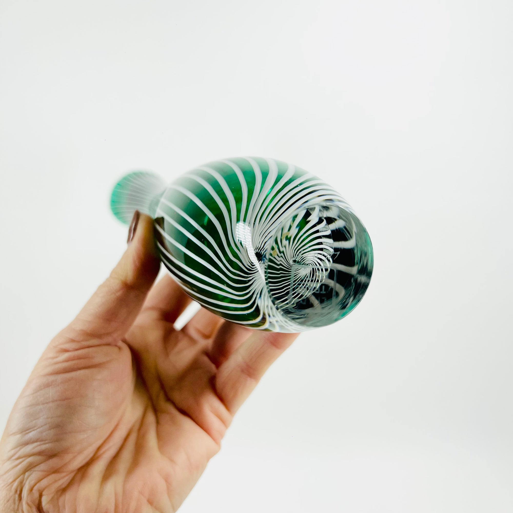 1960s ZEBRA SOMMERSO GLASS VASE BY VICKE LINDSTRAND FOR KOSTA BODA